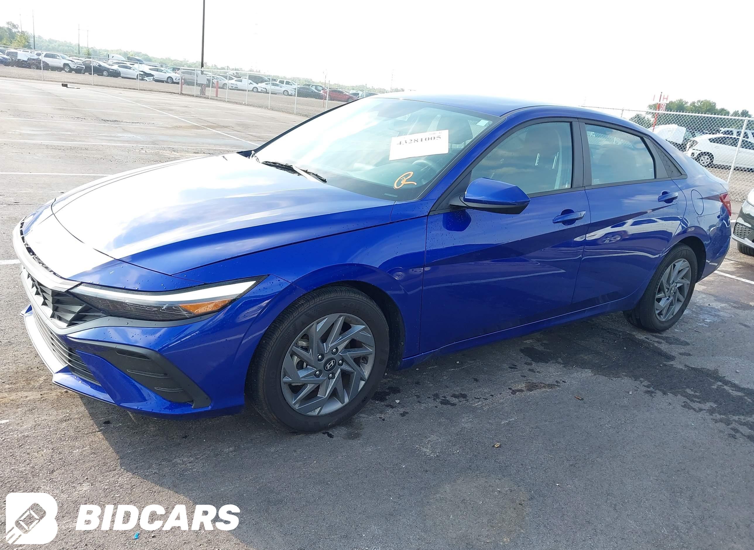 2024 Hyundai Elantra, Sel