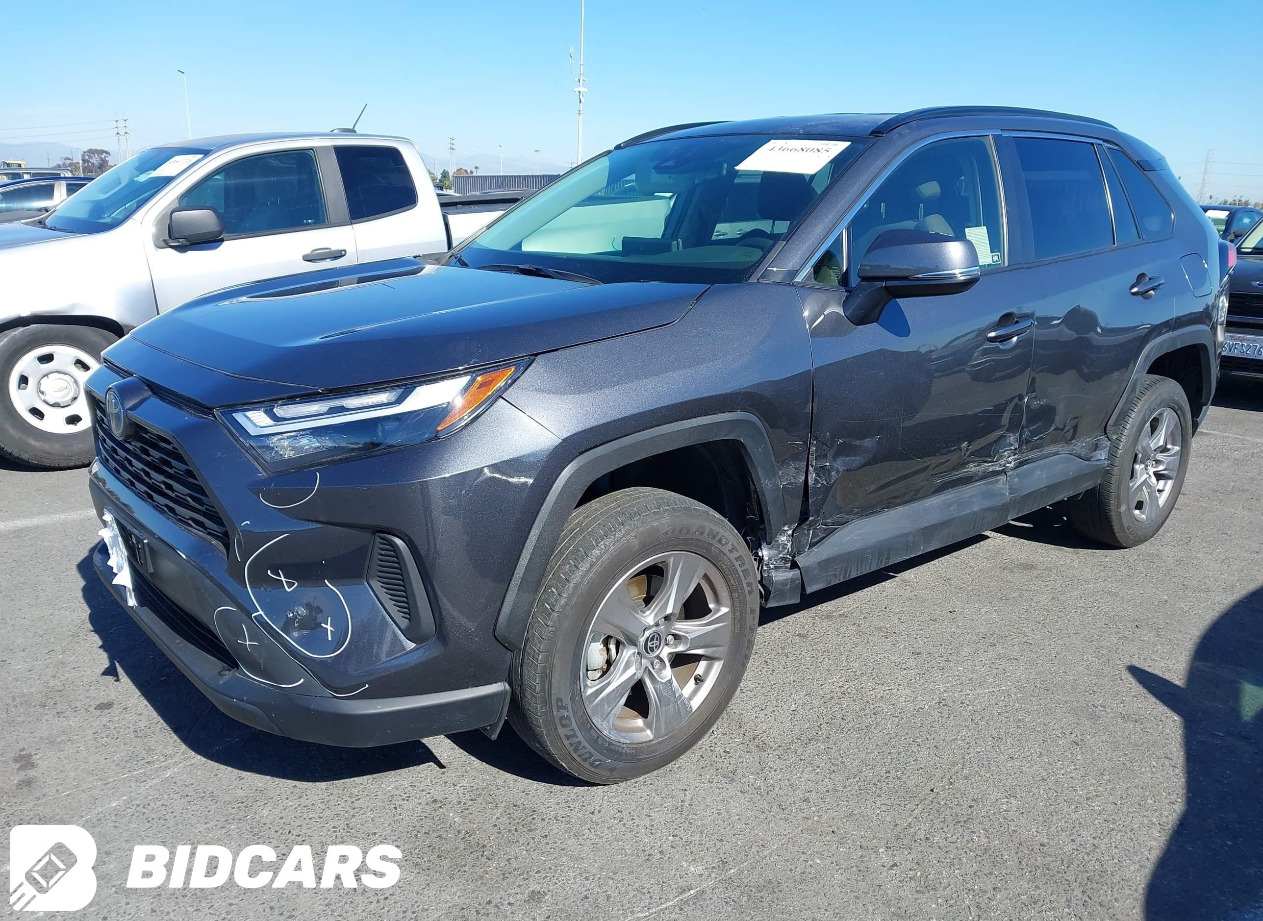 2024 Toyota RAV4, Hybrid LE