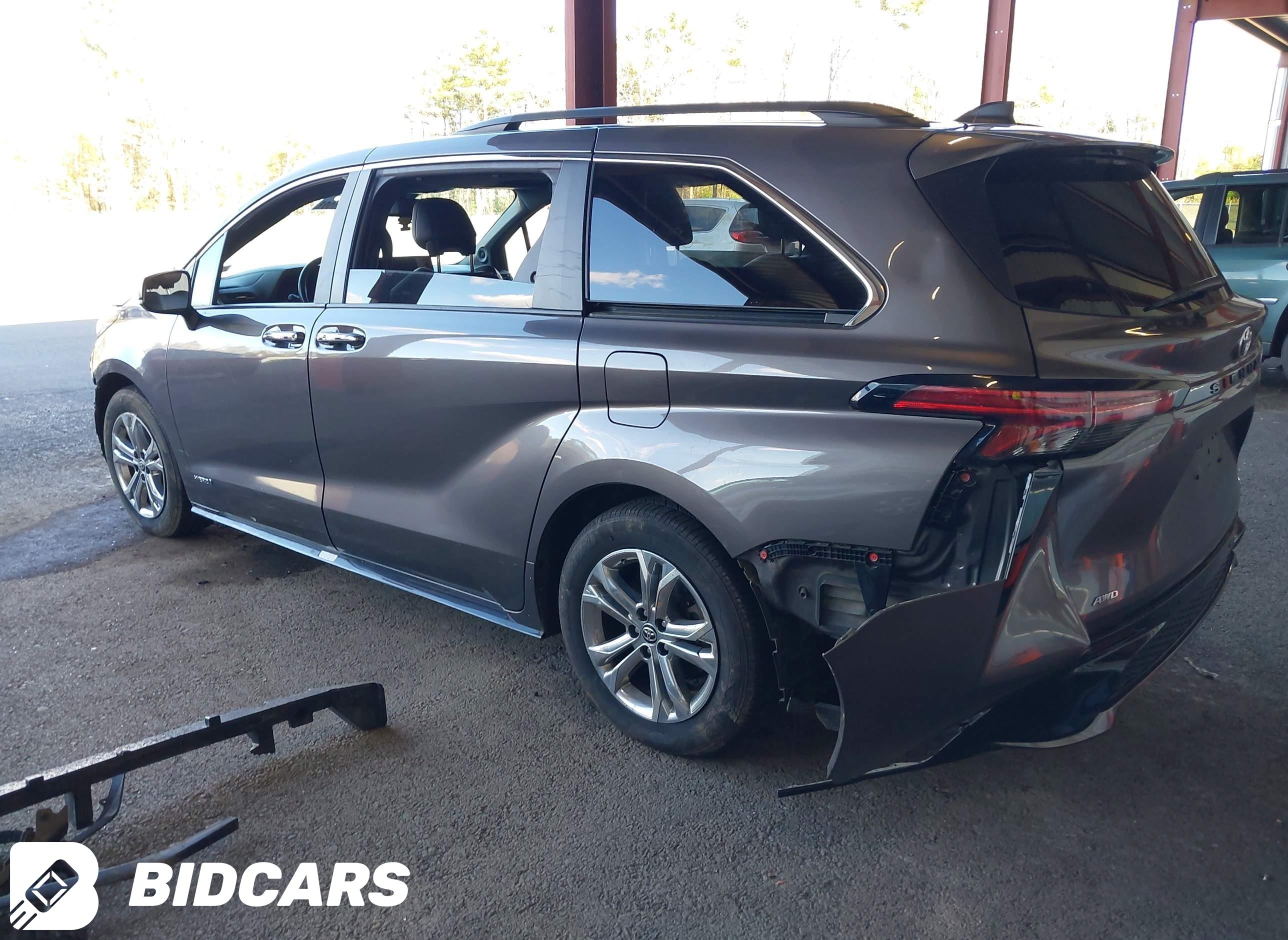 2021 Toyota Sienna, Xse