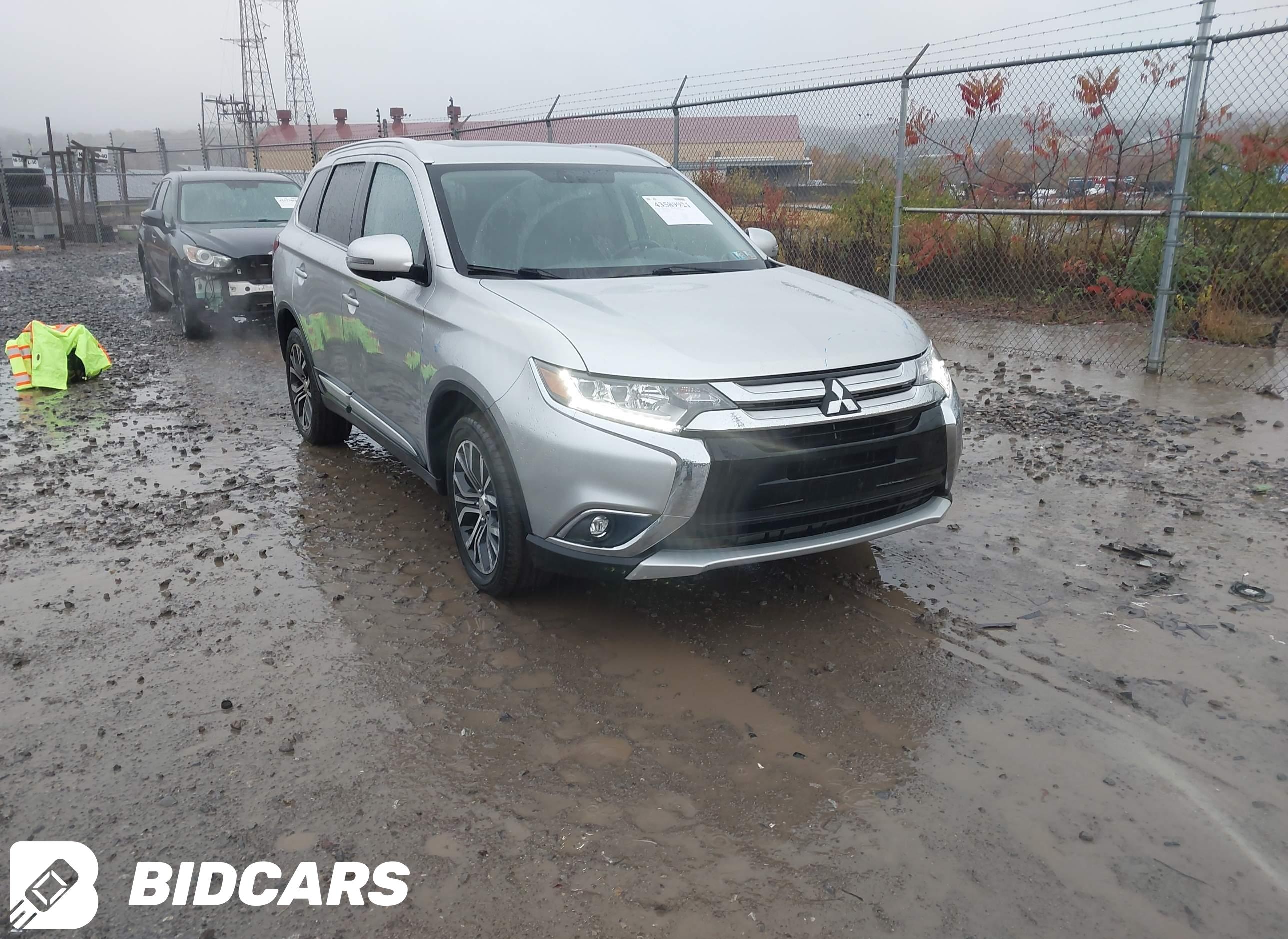 2018 Mitsubishi Outlander, Sel