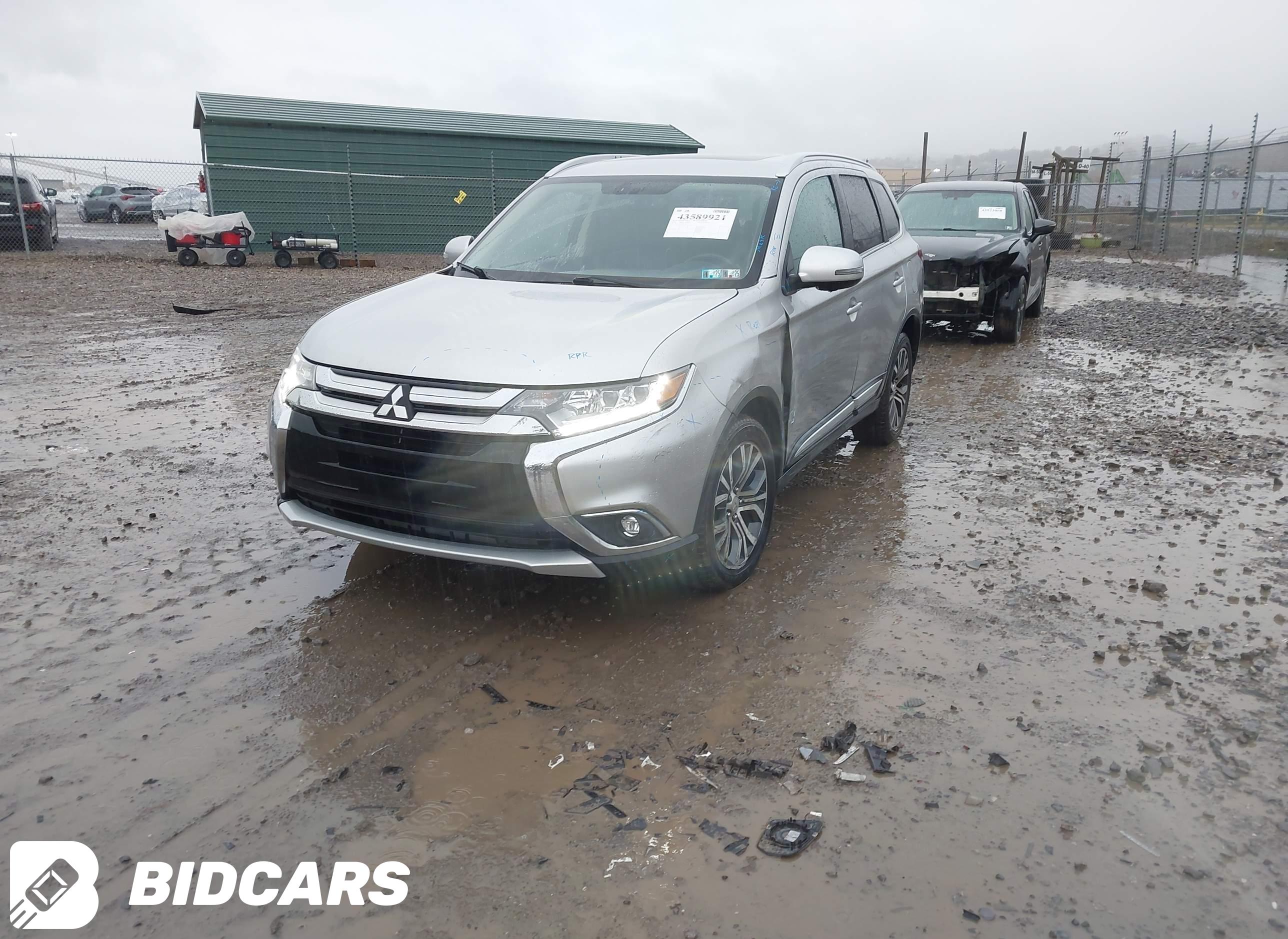 2018 Mitsubishi Outlander, Sel