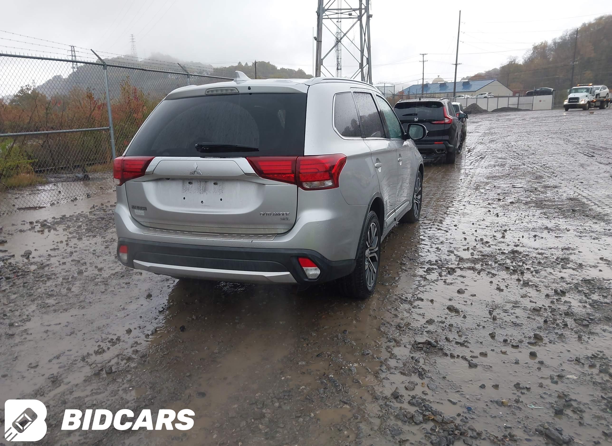 2018 Mitsubishi Outlander, Sel
