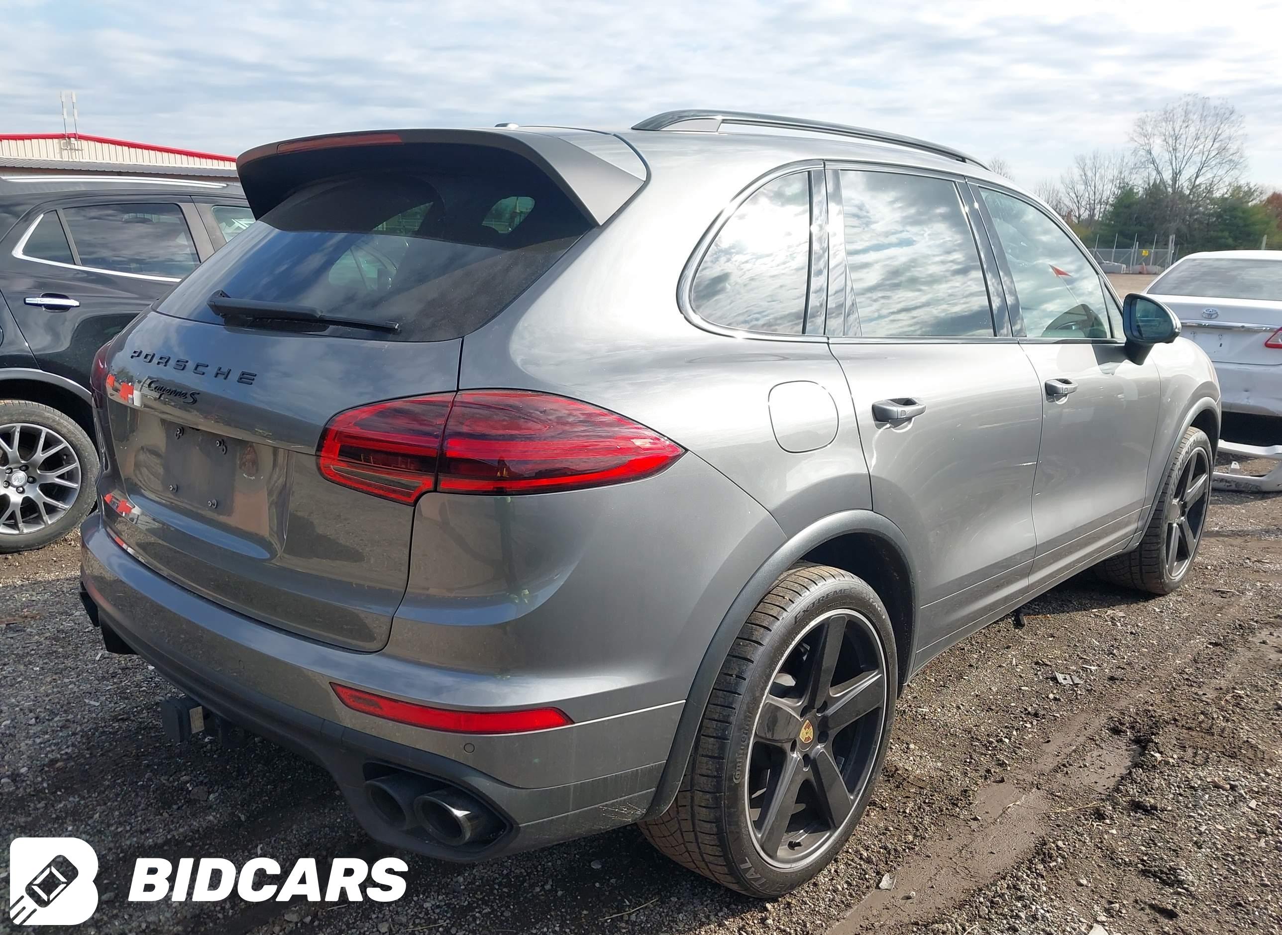 2017 Porsche Cayenne, S