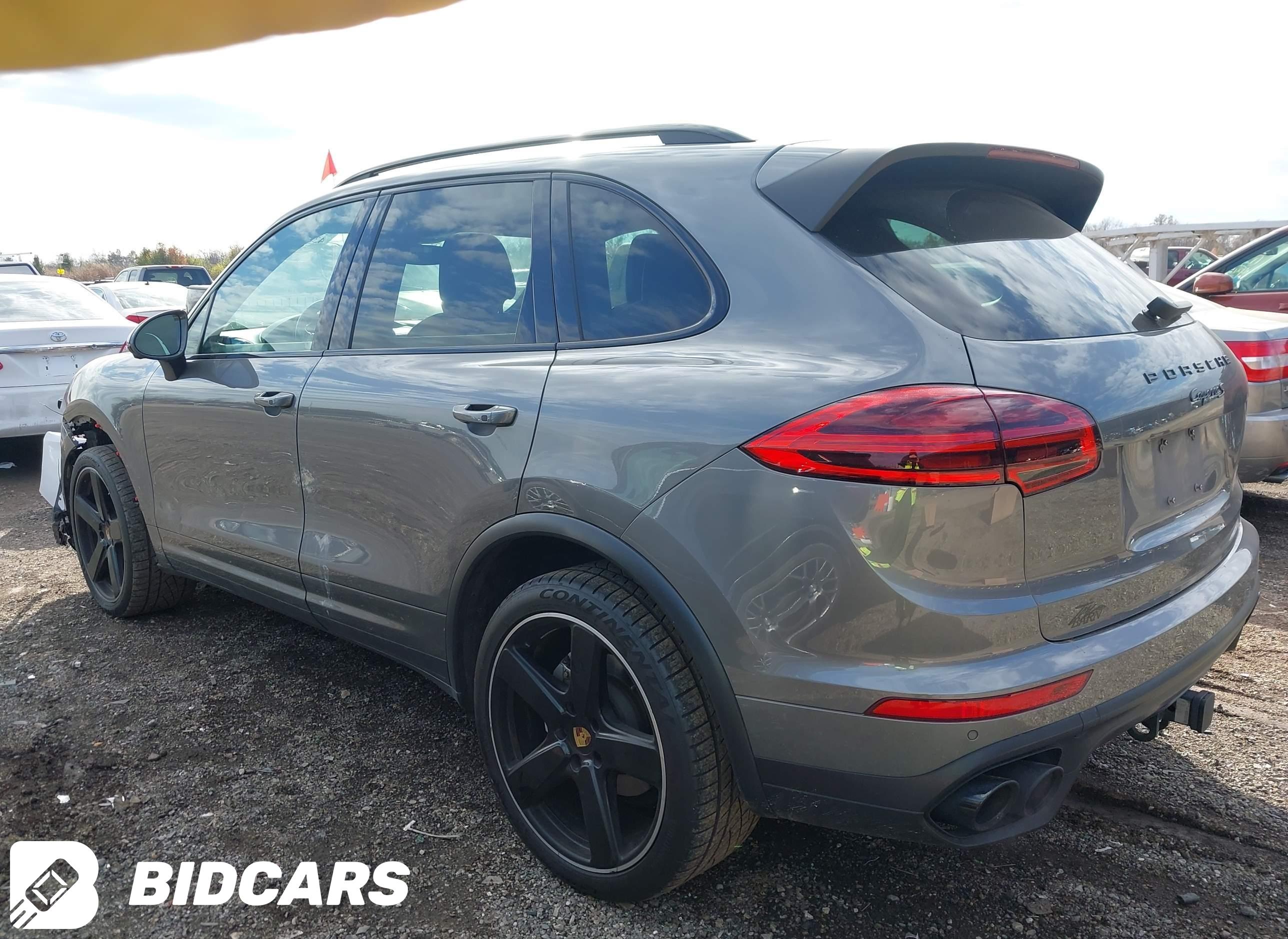 2017 Porsche Cayenne, S