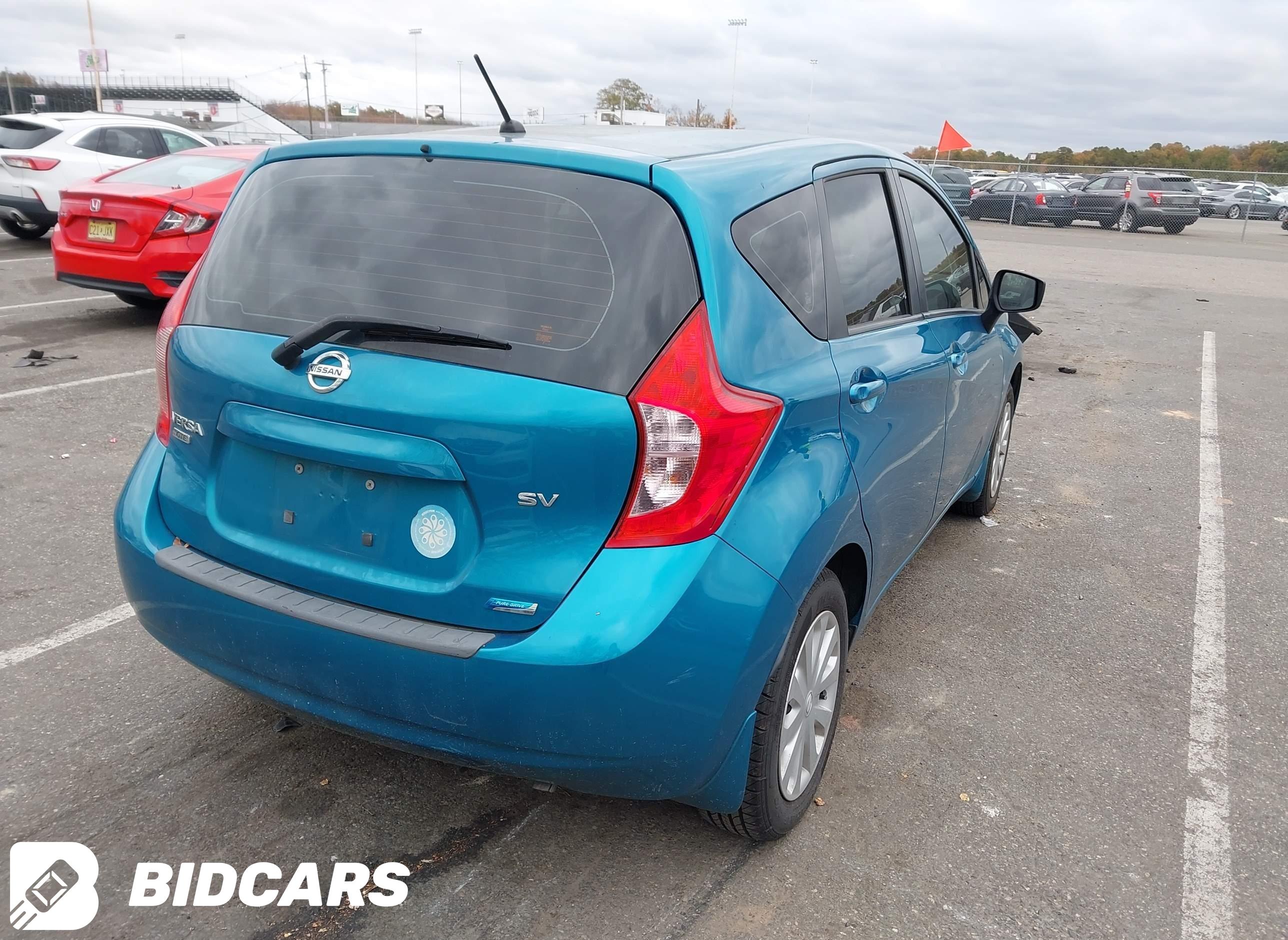 2015 Nissan Versa, Note SV