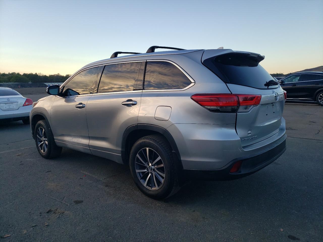 2018 Toyota Highlander, SE