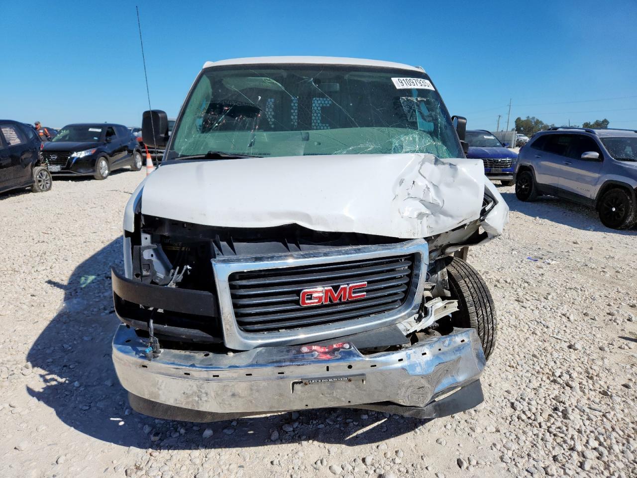 2017 GMC Savana, G2500