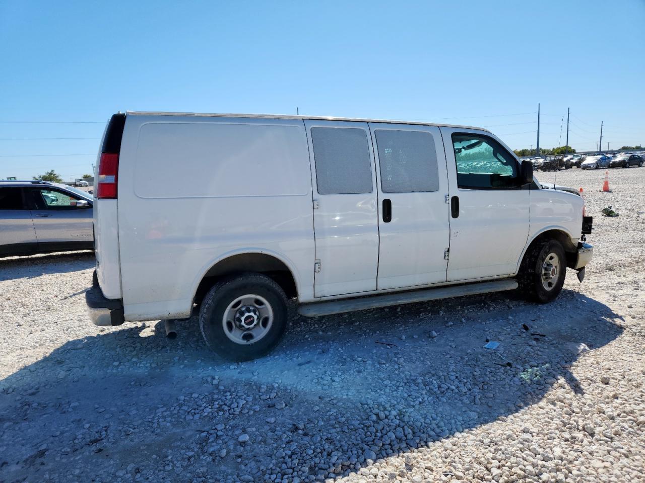 2017 GMC Savana, G2500