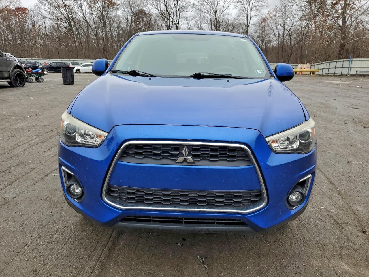 2015 Mitsubishi Outlander, ES