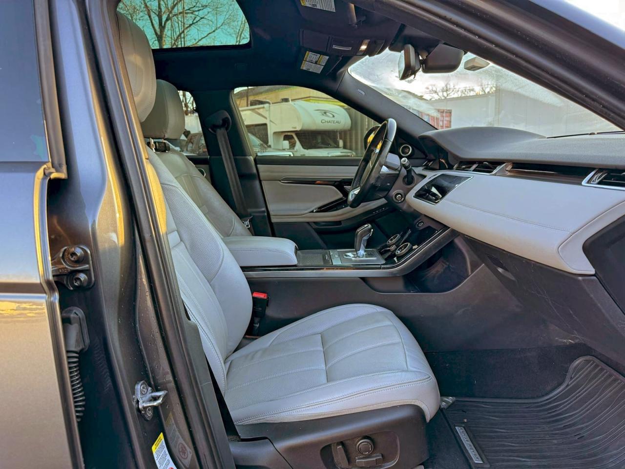 2020 Land Rover Range Rover, SE