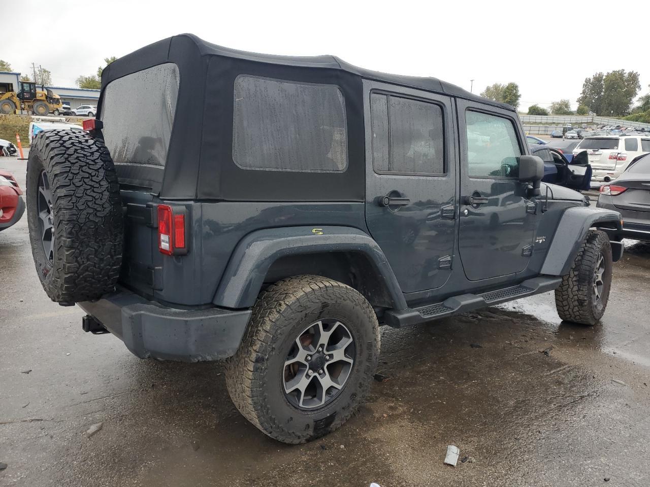 2016 Jeep Wrangler, Sahara
