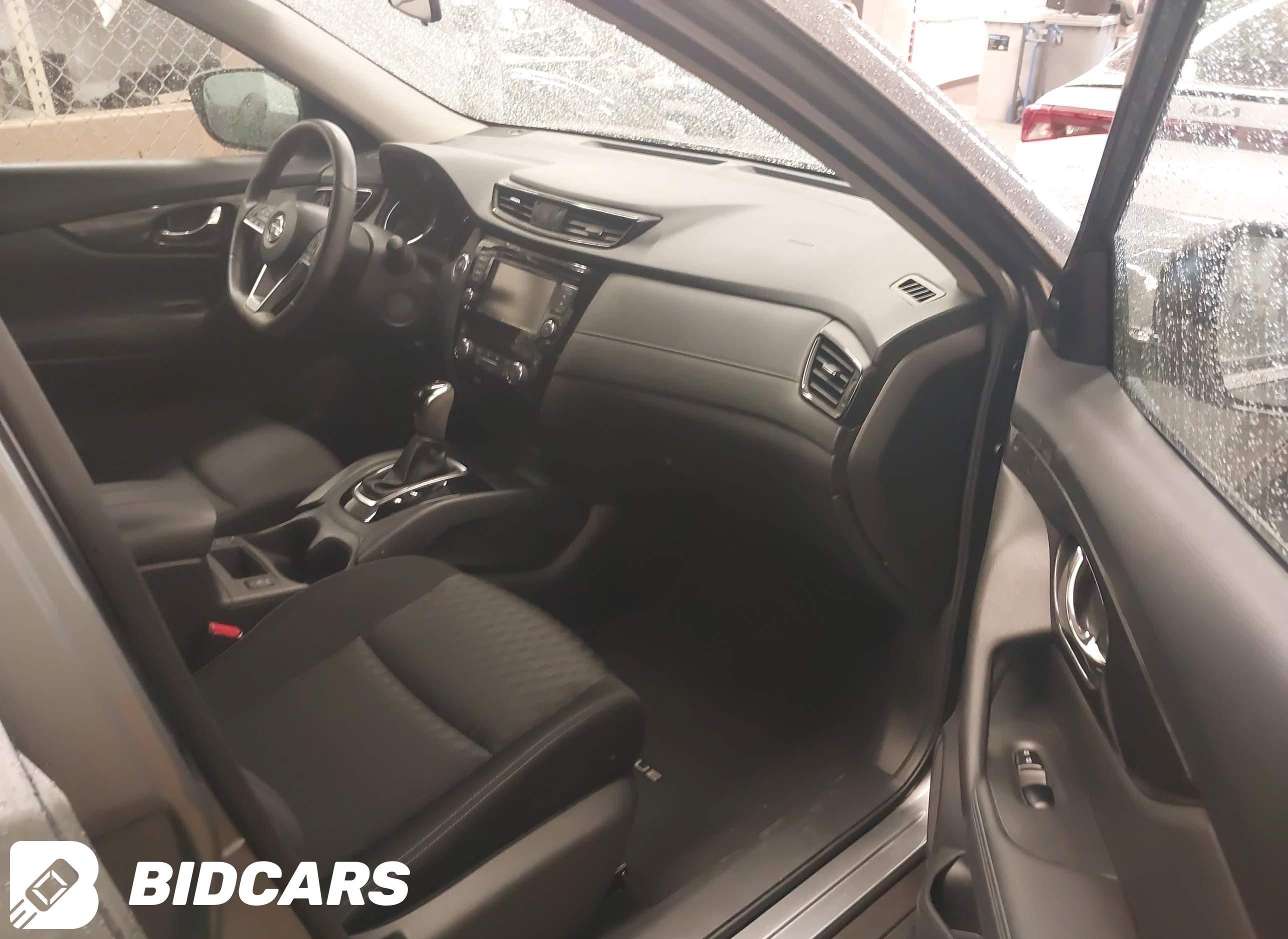 2018 Nissan Rogue, SV