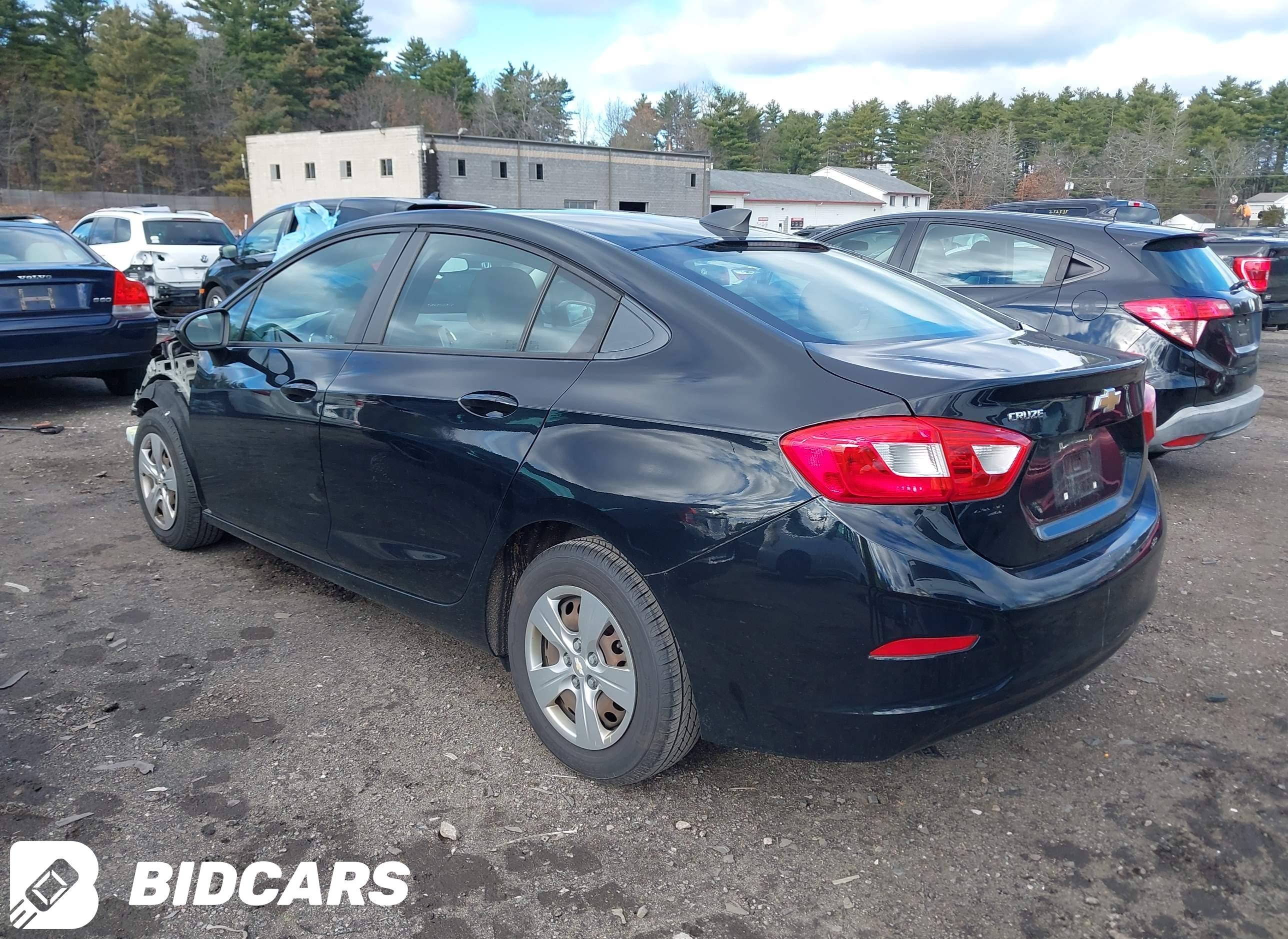 2017 Chevrolet Cruze, Ls Auto