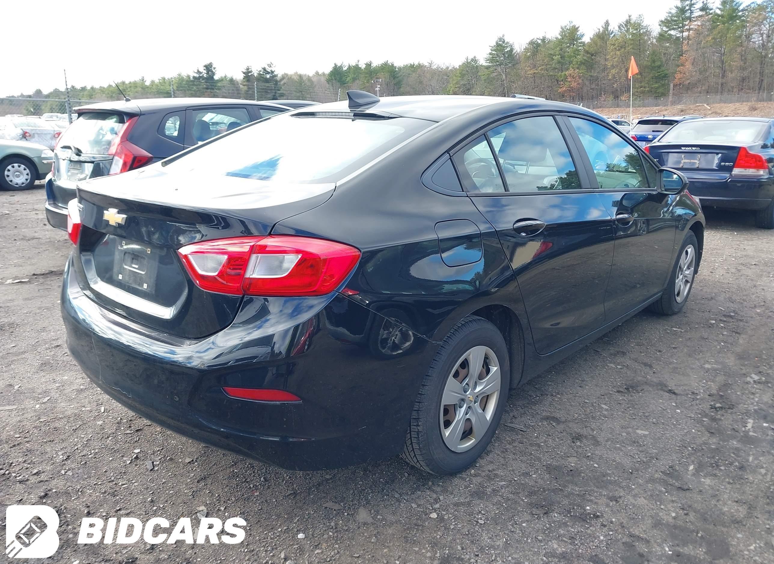 2017 Chevrolet Cruze, Ls Auto