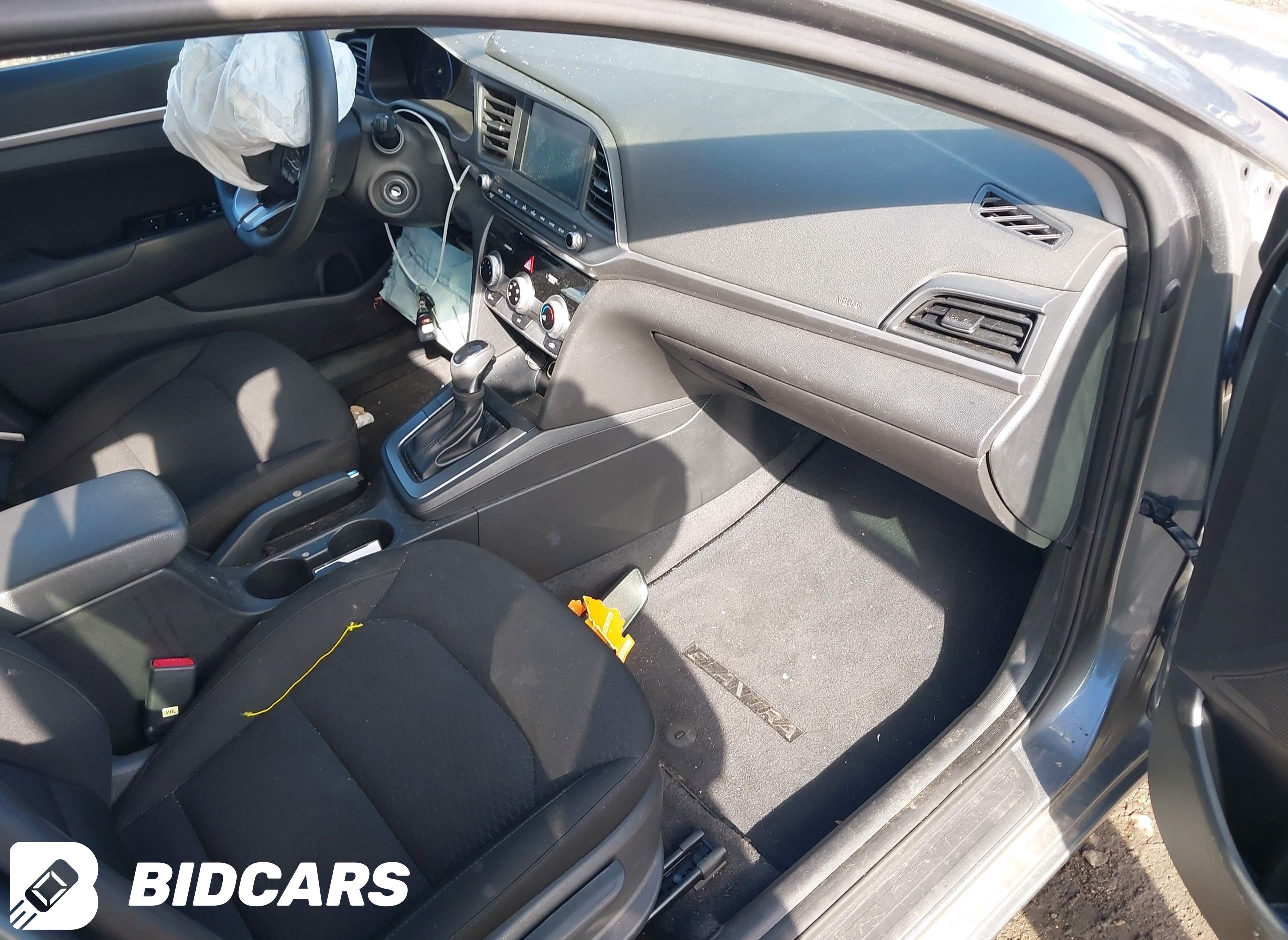 2019 Hyundai Elantra, Sel