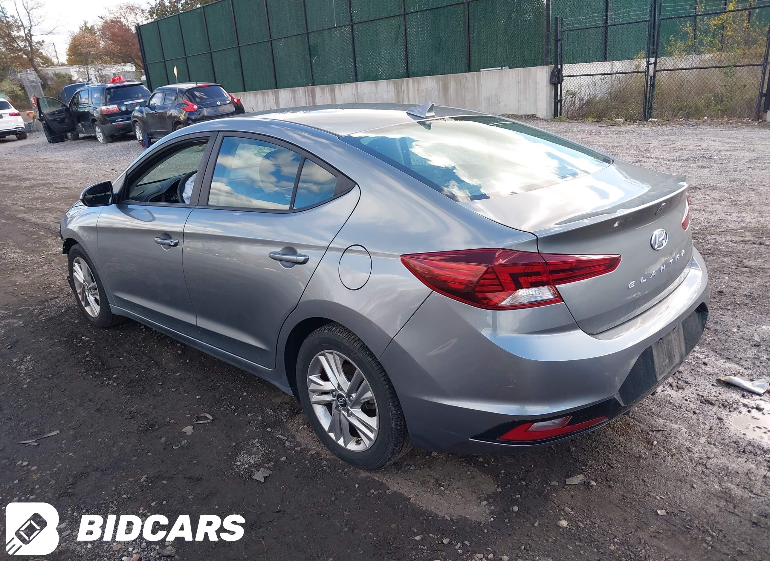 2019 Hyundai Elantra, Sel