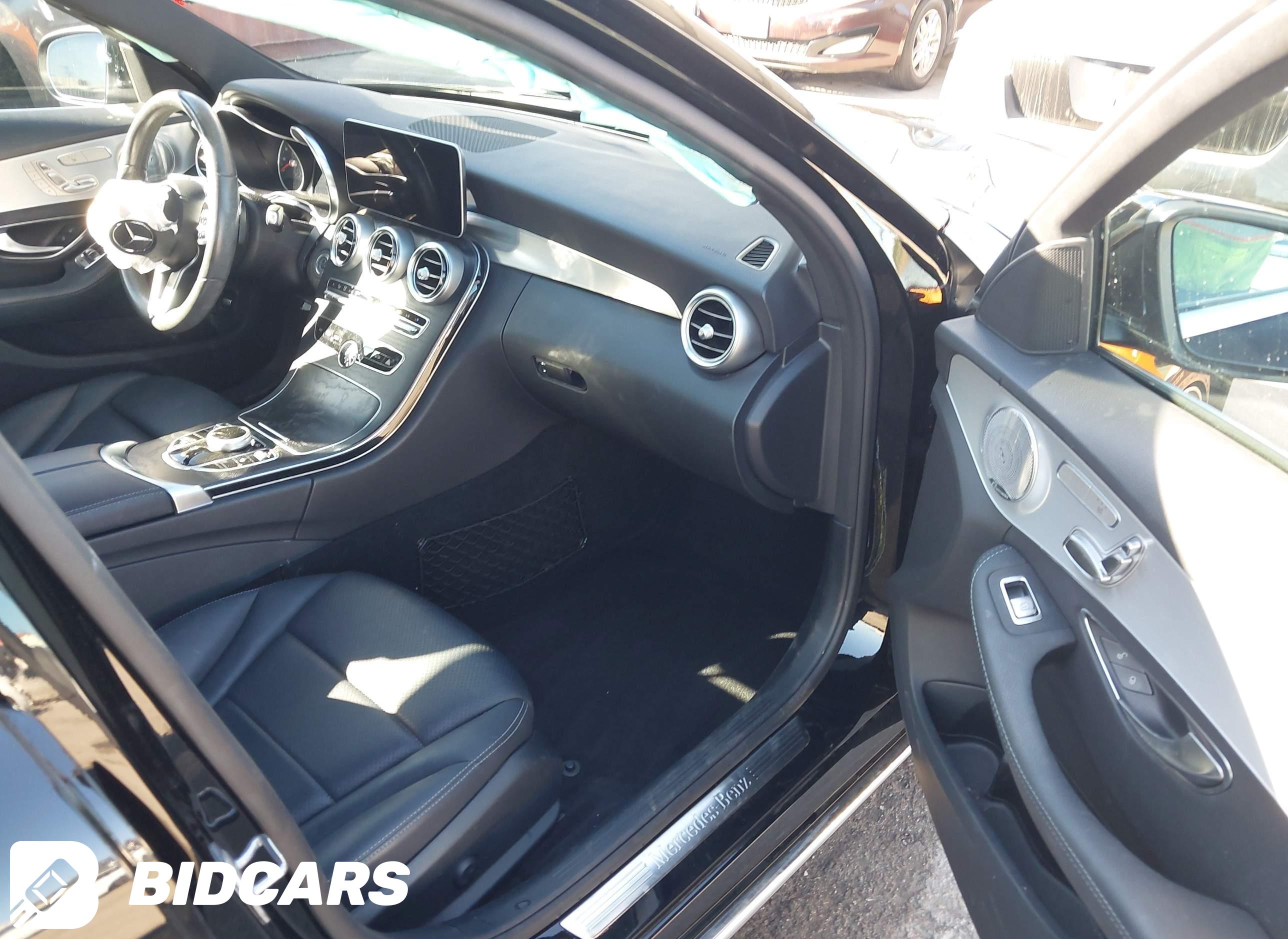 2019 Mercedes-Benz C 300