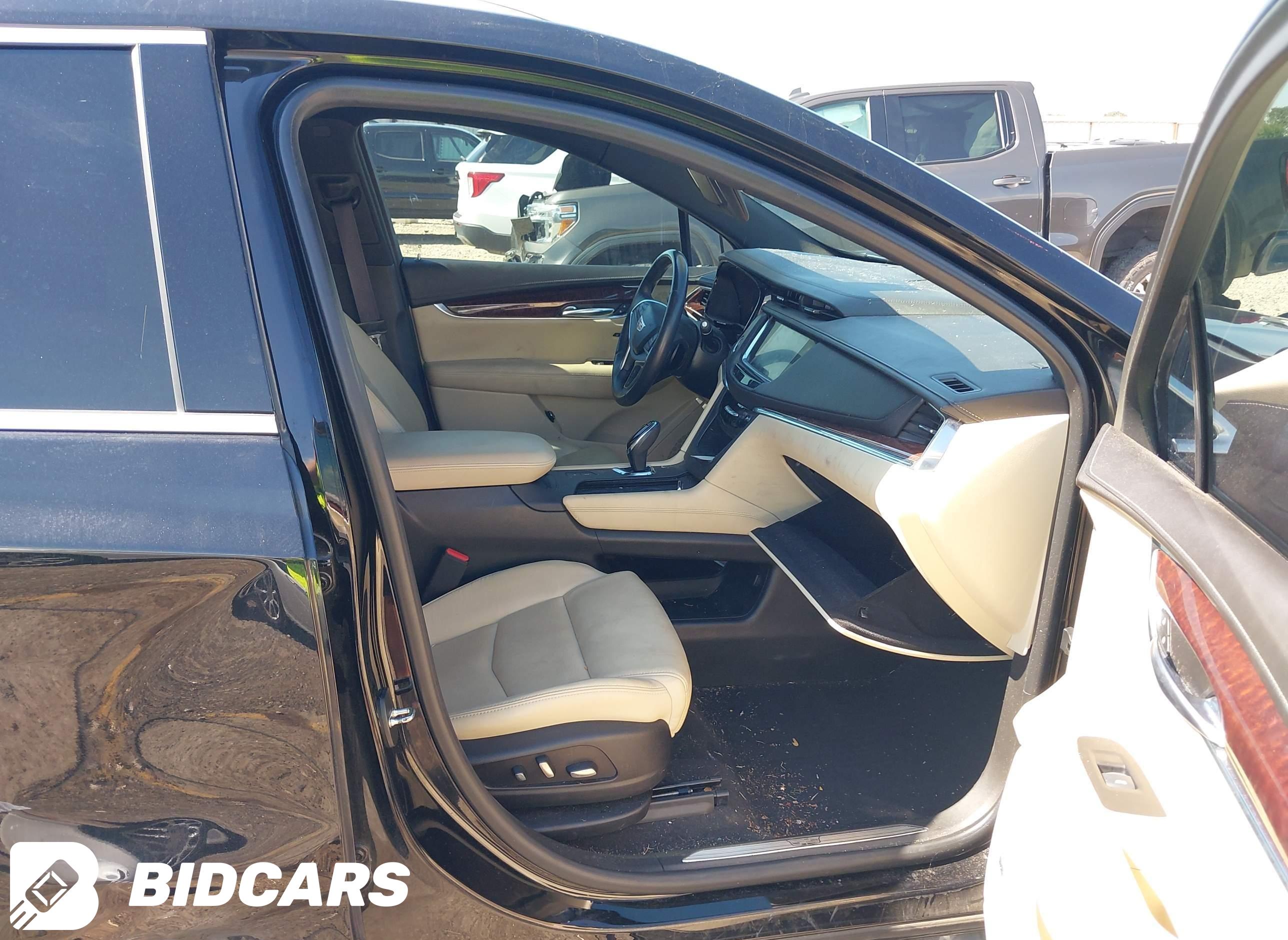 2017 Cadillac XT5, Premium Lu...