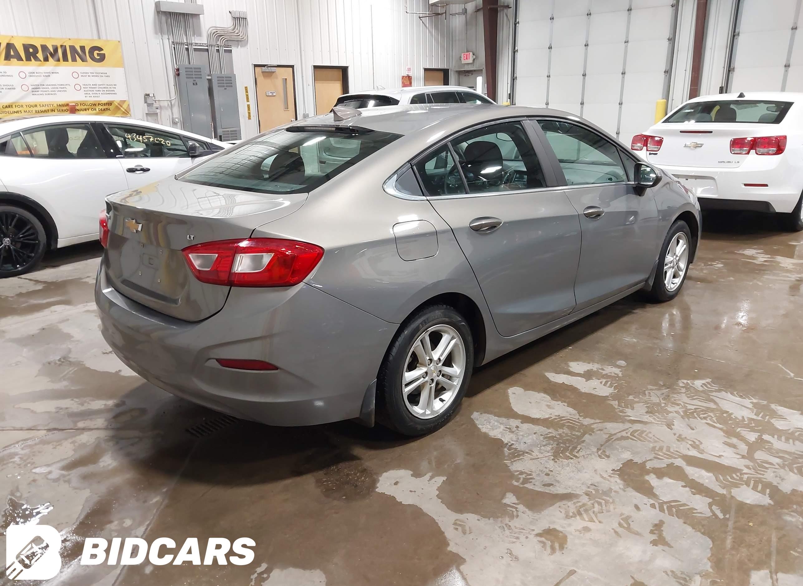 2017 Chevrolet Cruze, Lt Auto