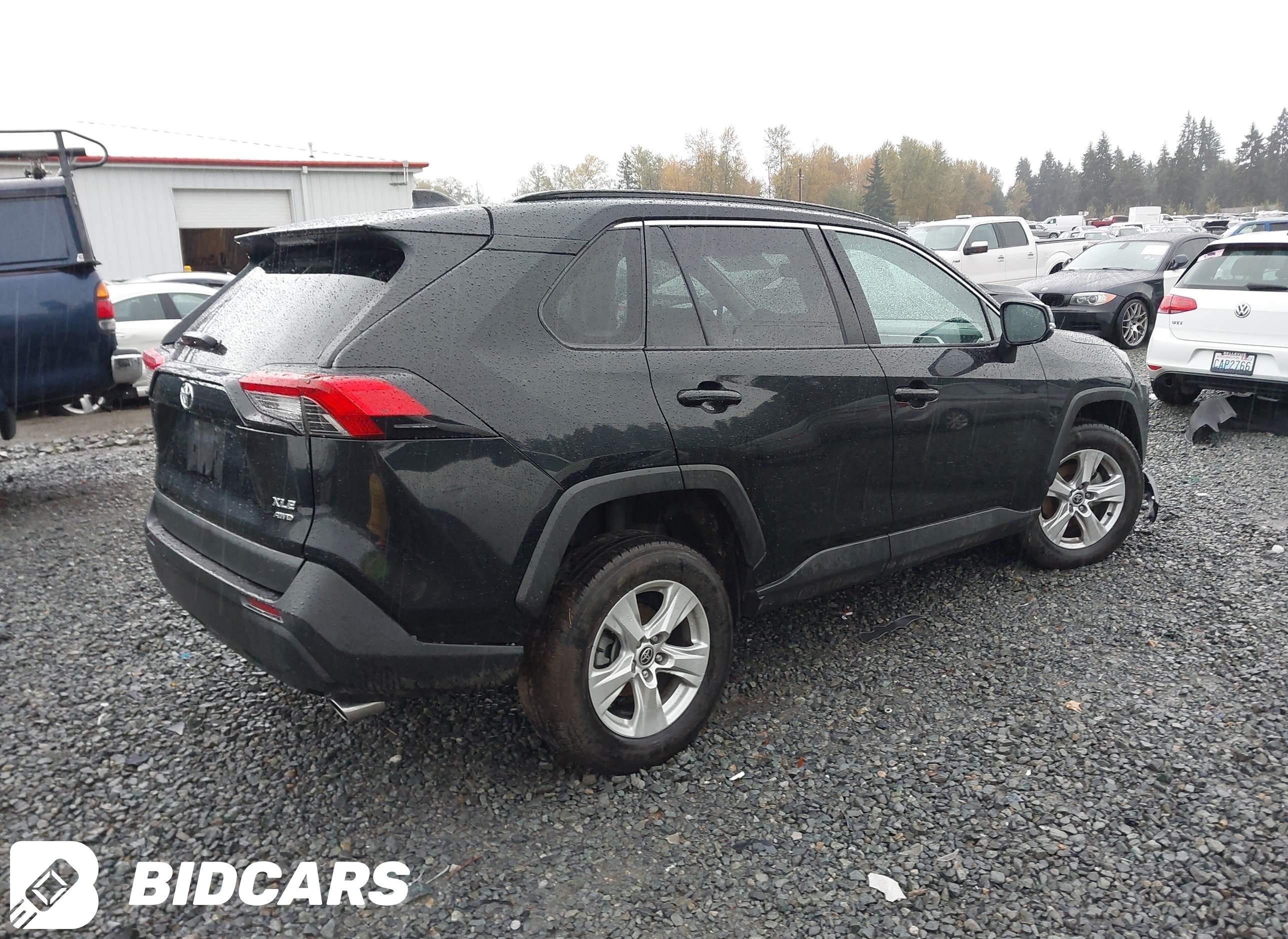 2021 Toyota RAV4, Xle