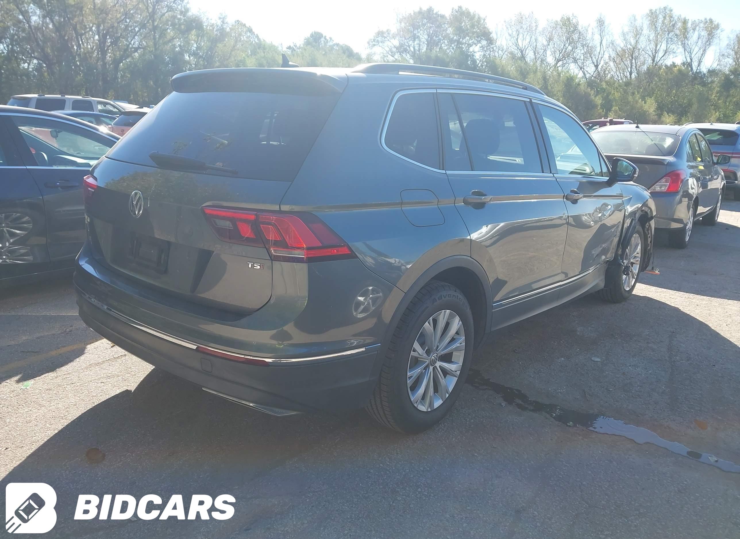 2018 Volkswagen Tiguan, 2.0T...