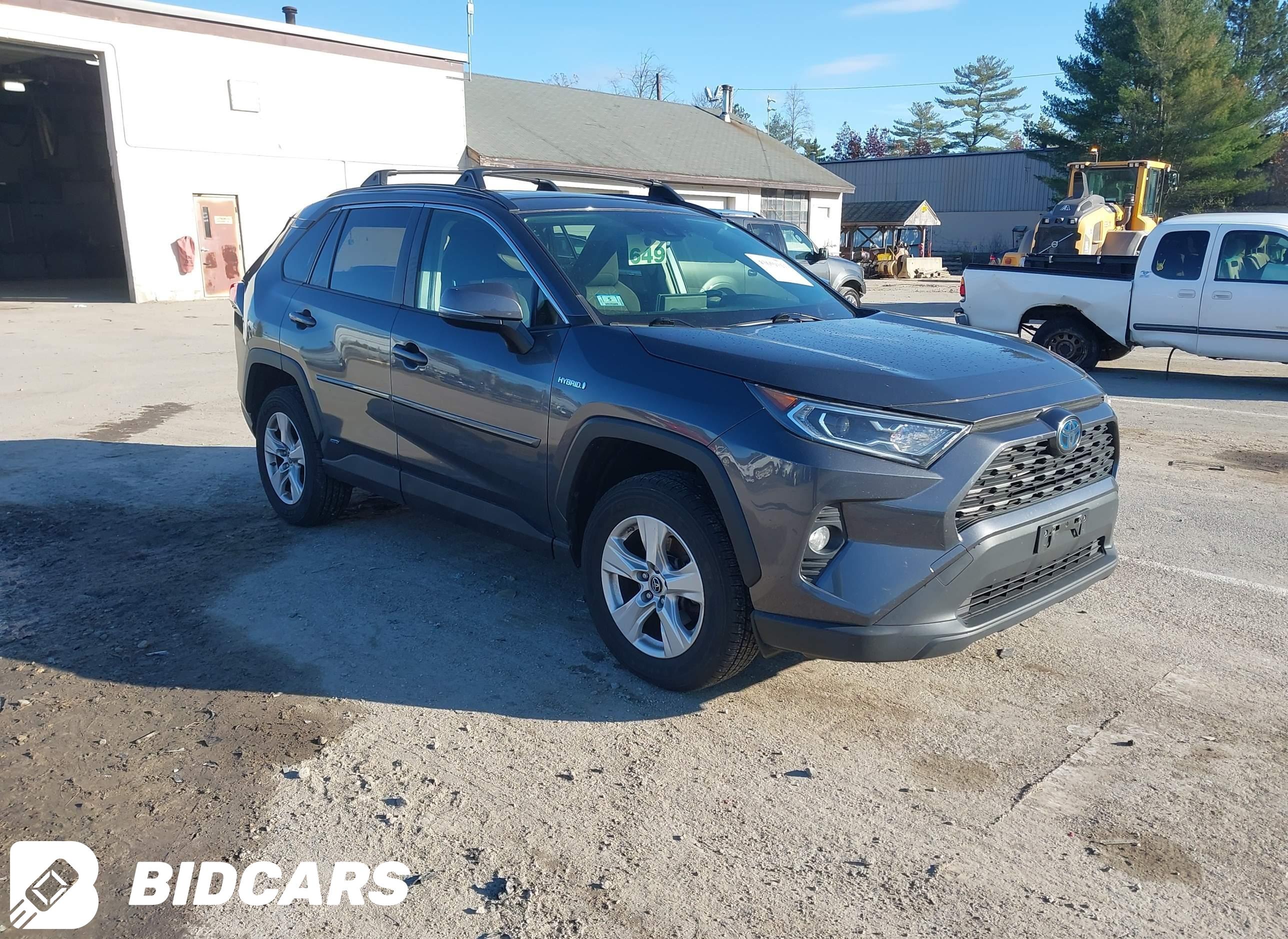 2019 Toyota RAV4, Hybrid Xle