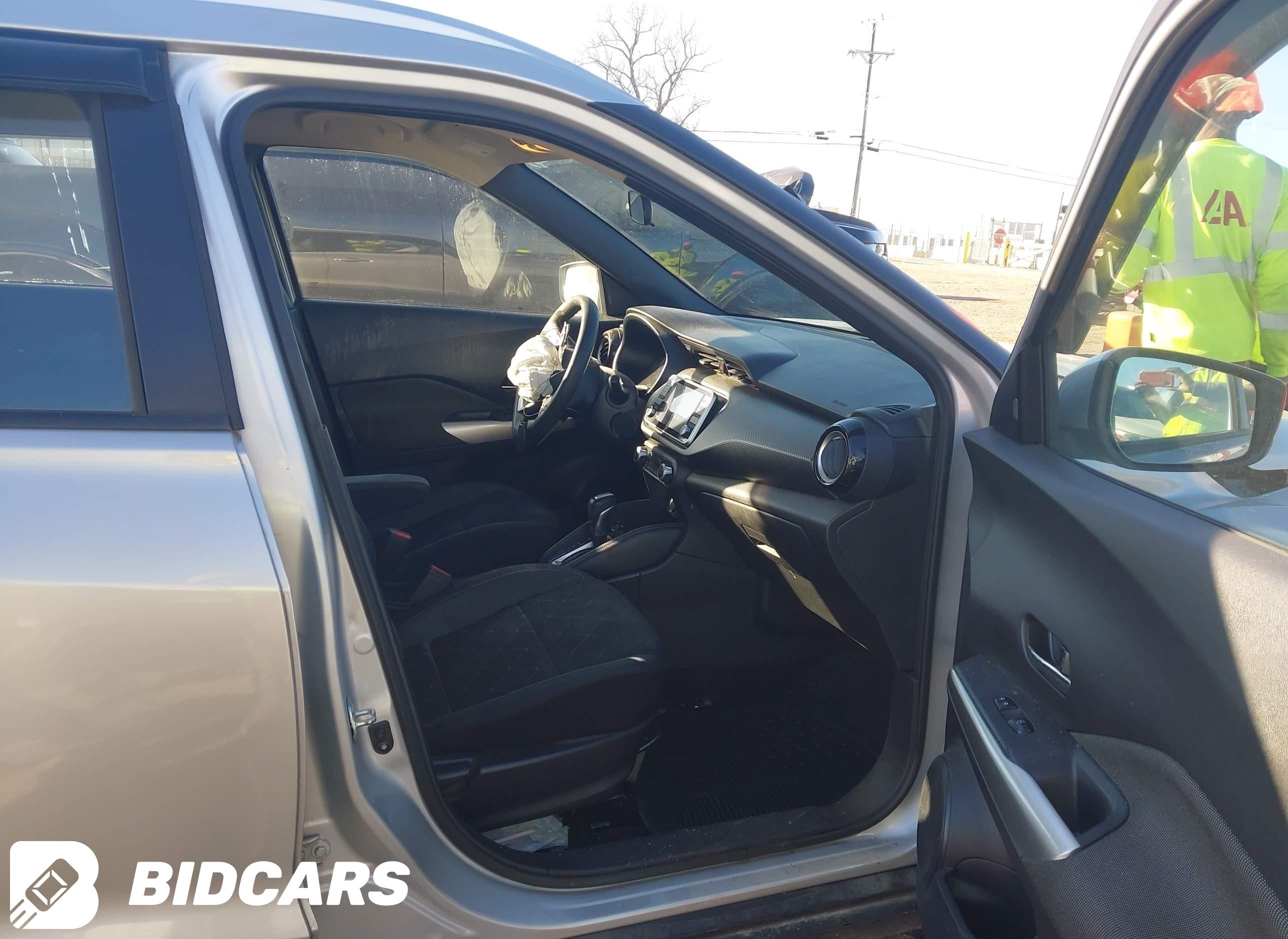 2019 Nissan Kicks, SV