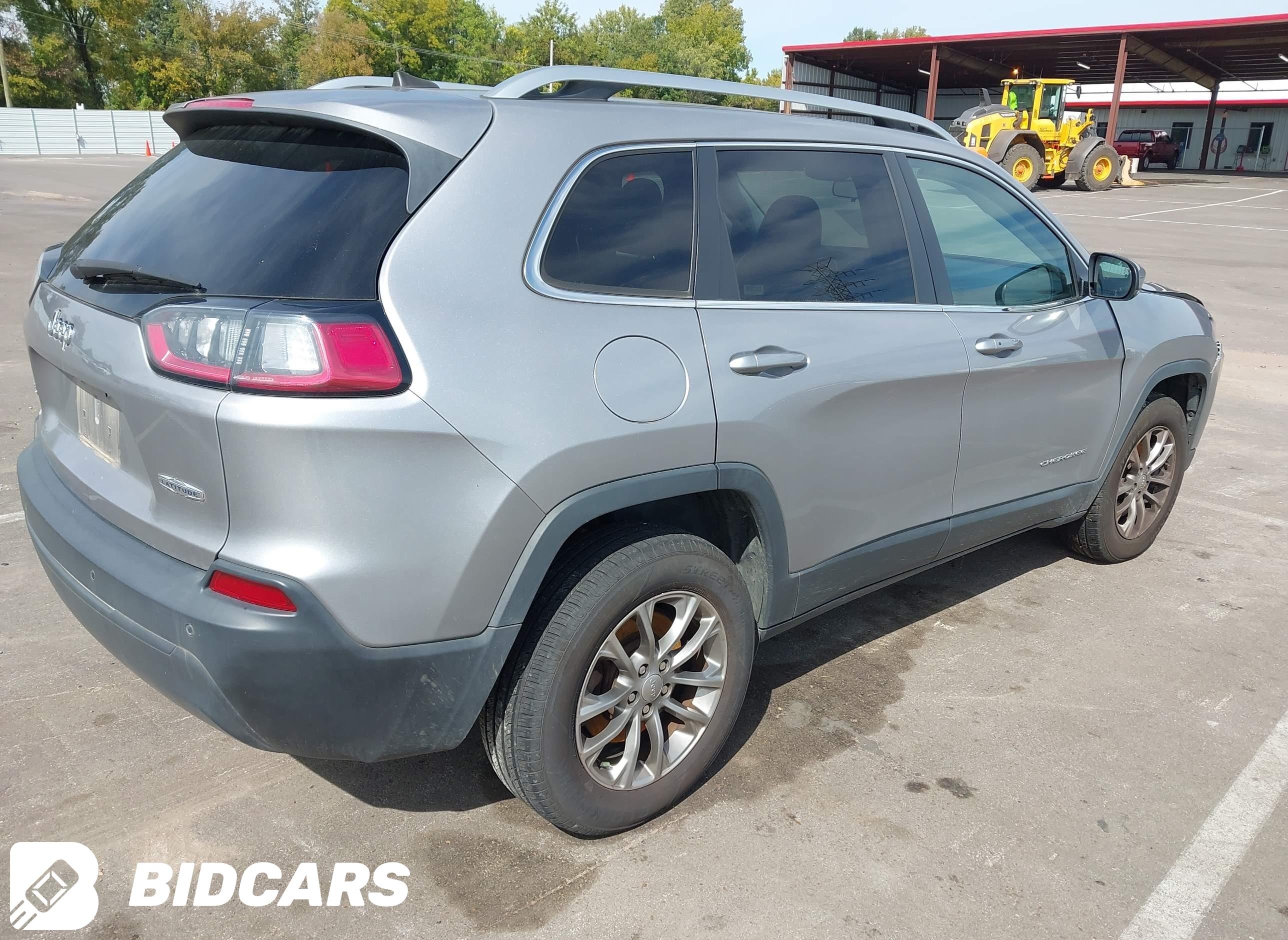 2019 Jeep Cherokee, Latitude...