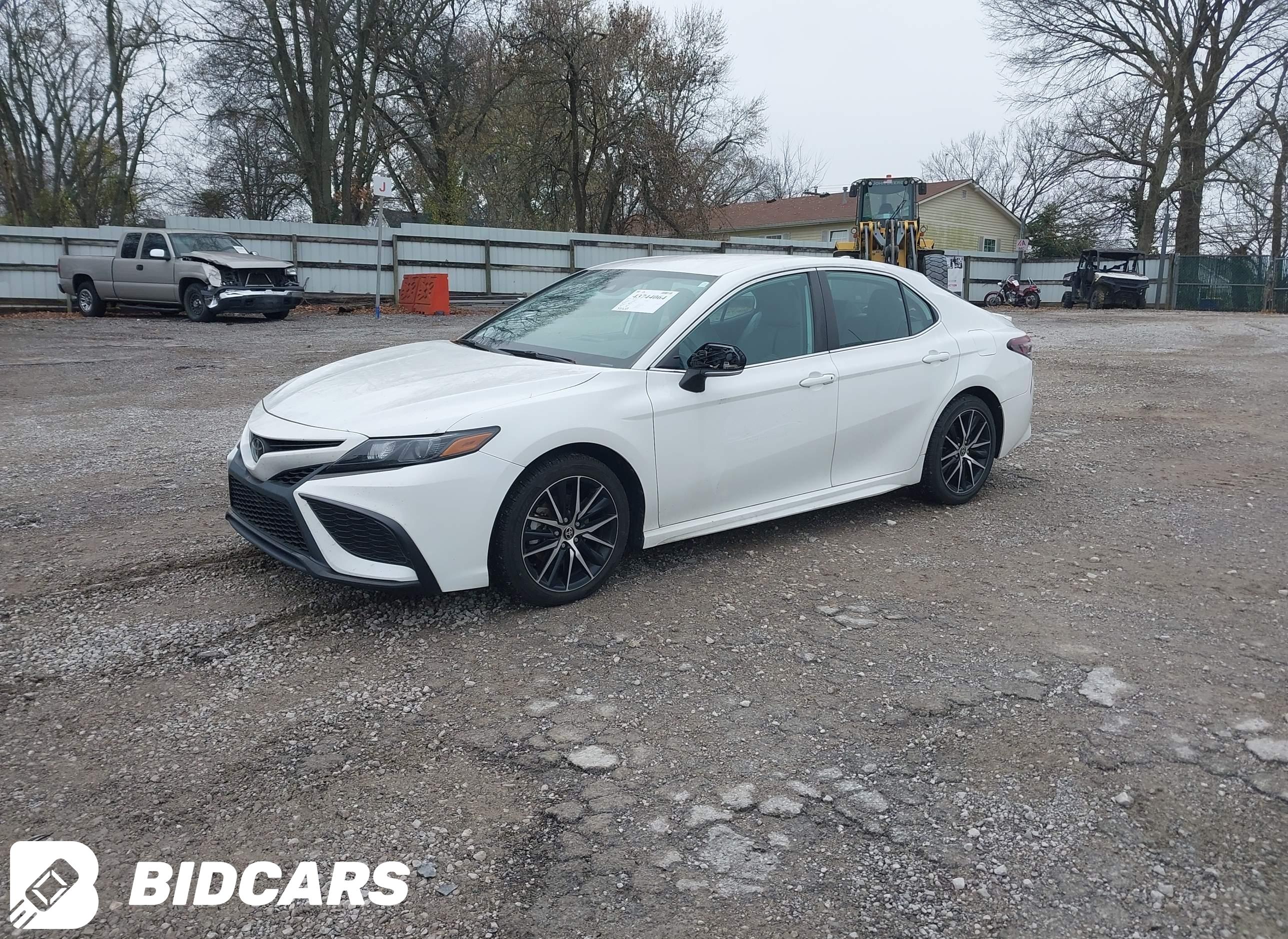2022 Toyota Camry, Se Awd