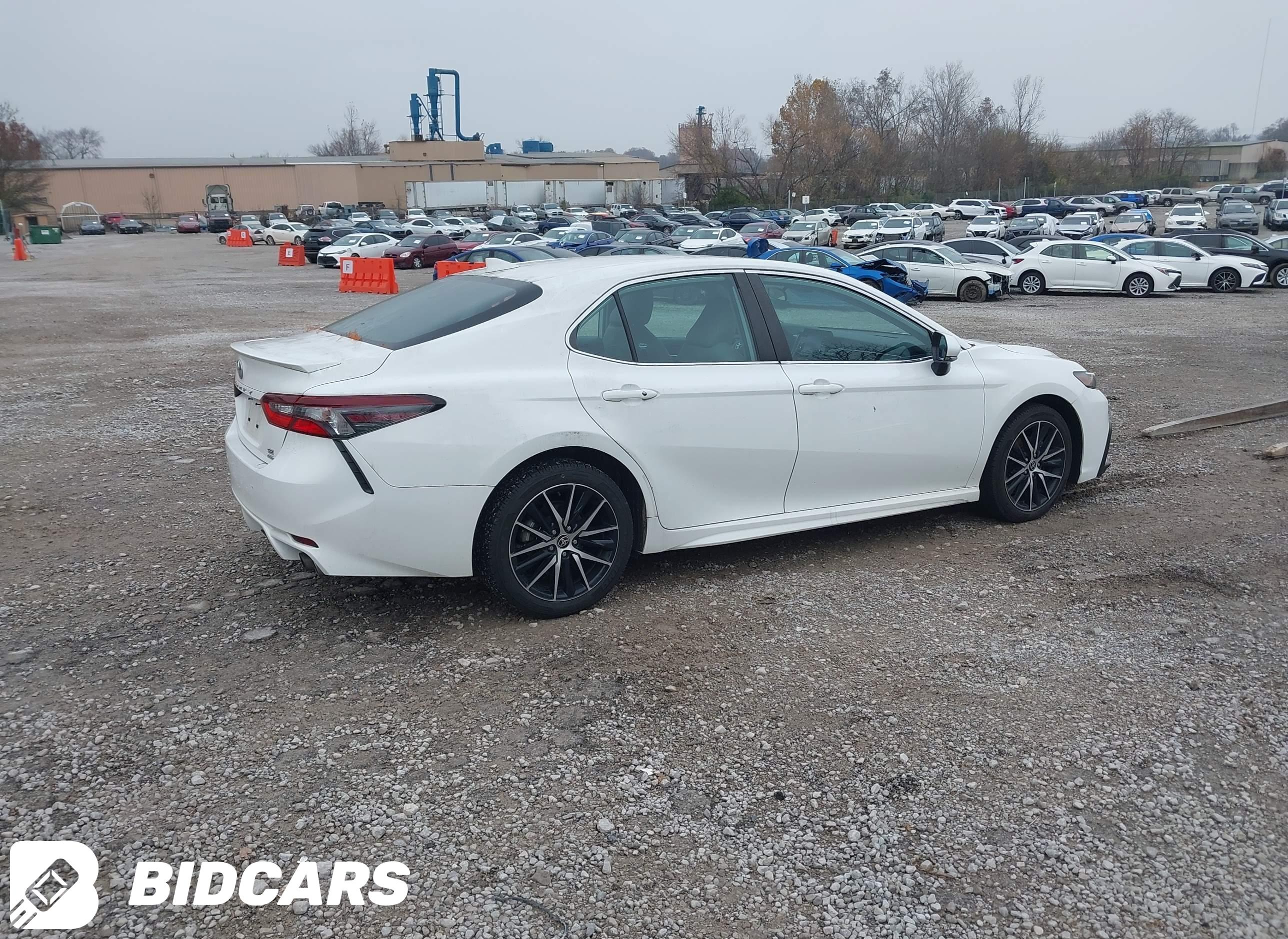 2022 Toyota Camry, Se Awd