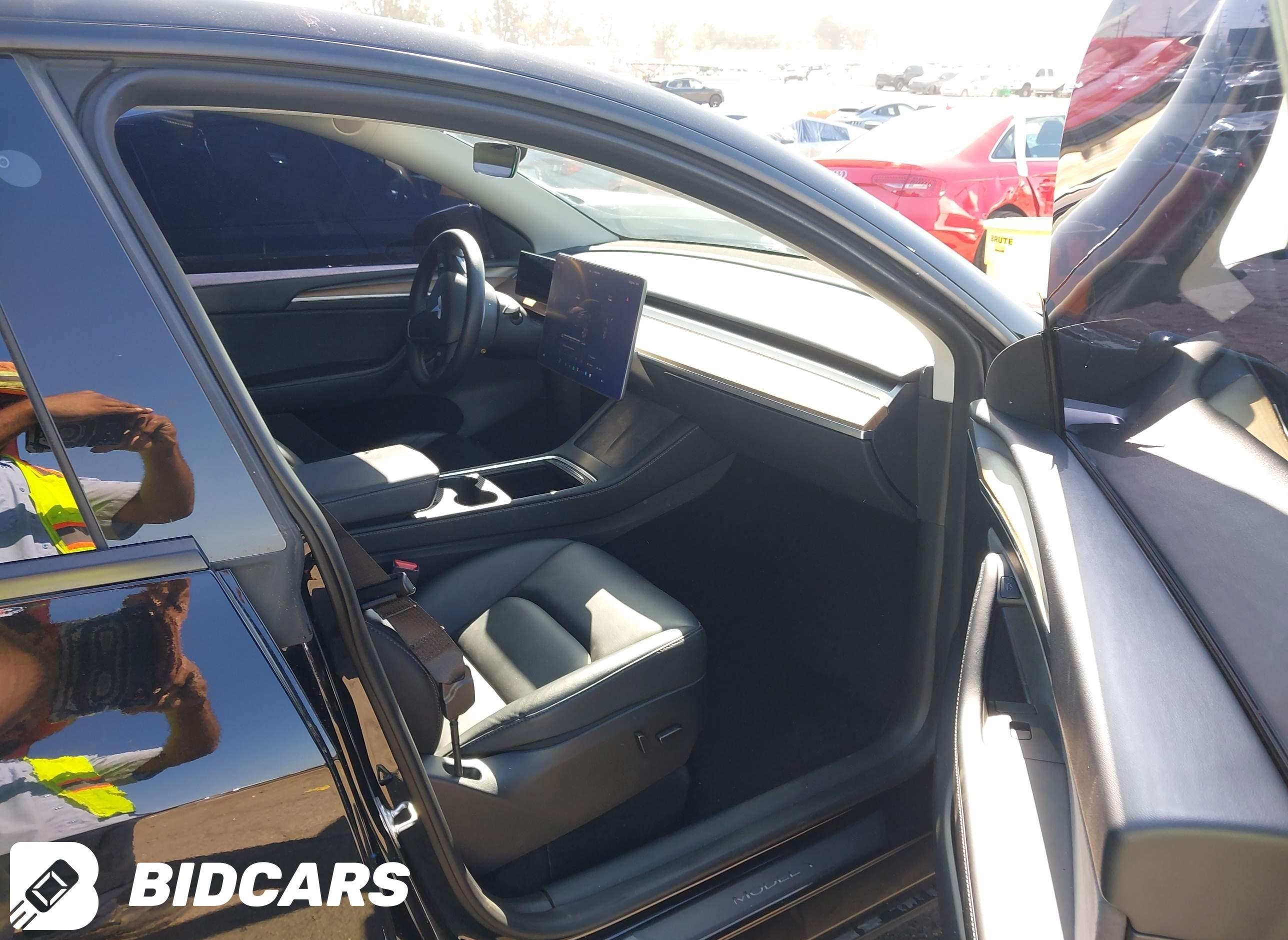 2023 Tesla Model Y, Awd/Long...