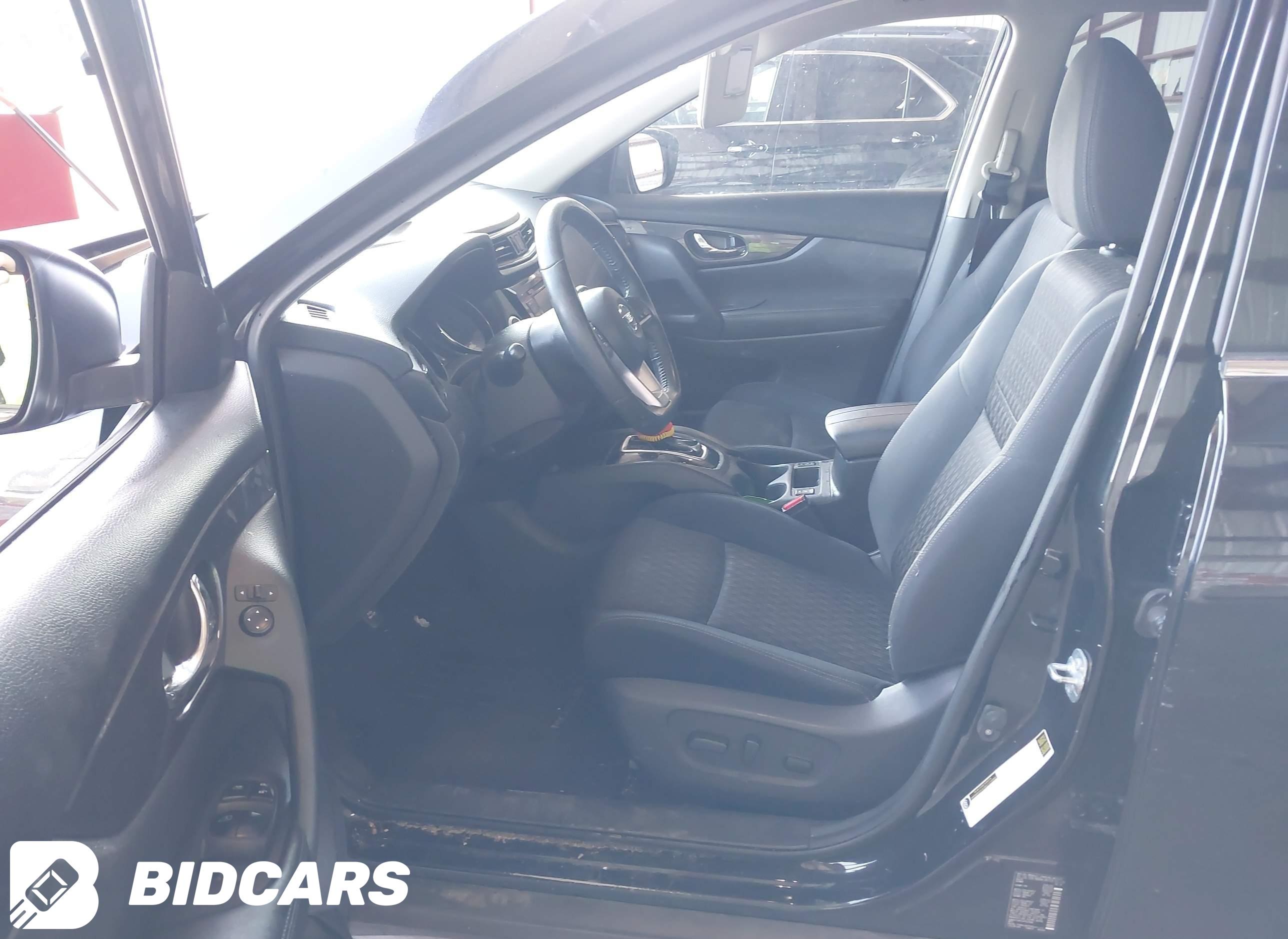 2018 Nissan Rogue, SV