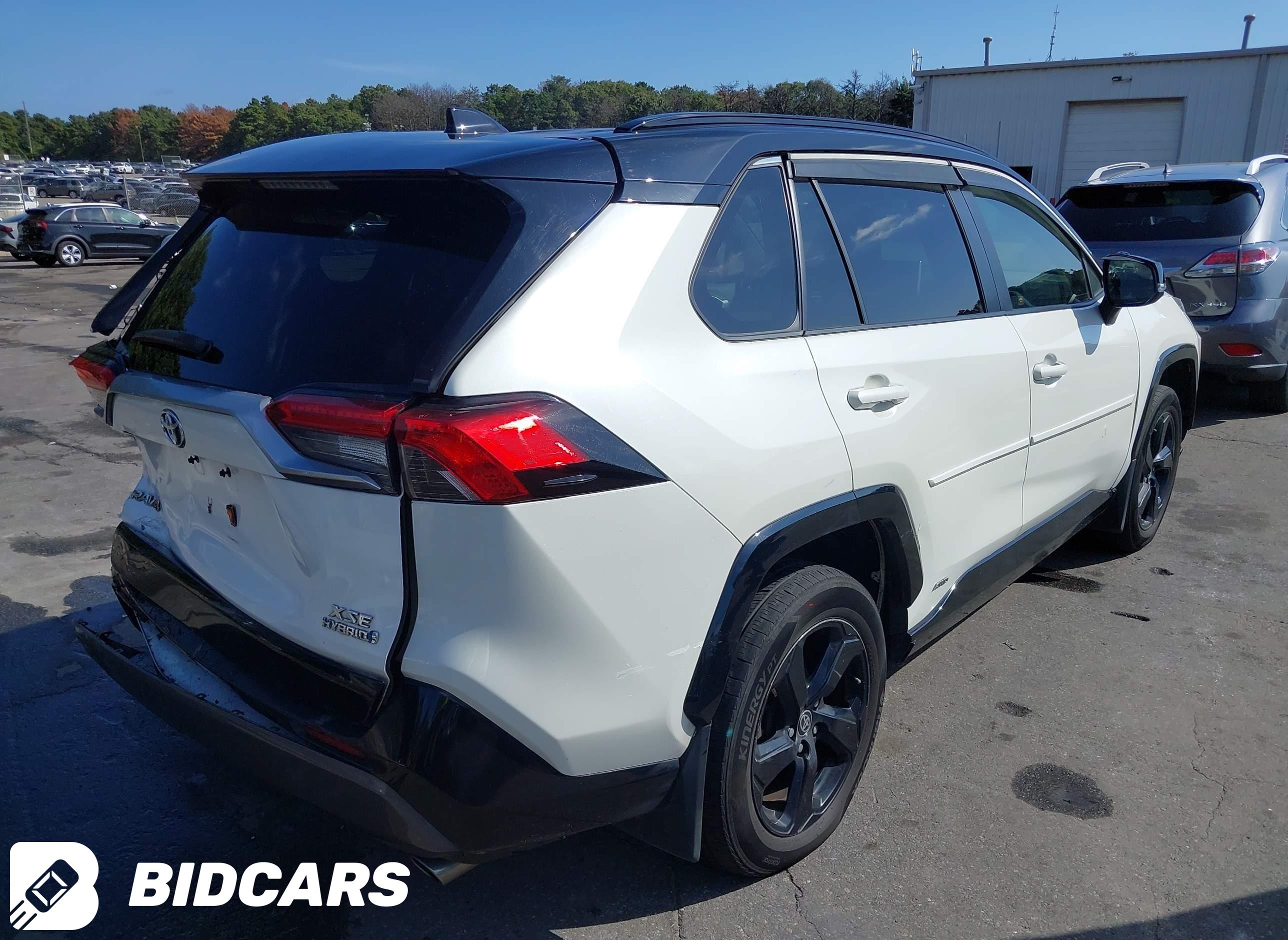 2020 Toyota RAV4, Hybrid Xse