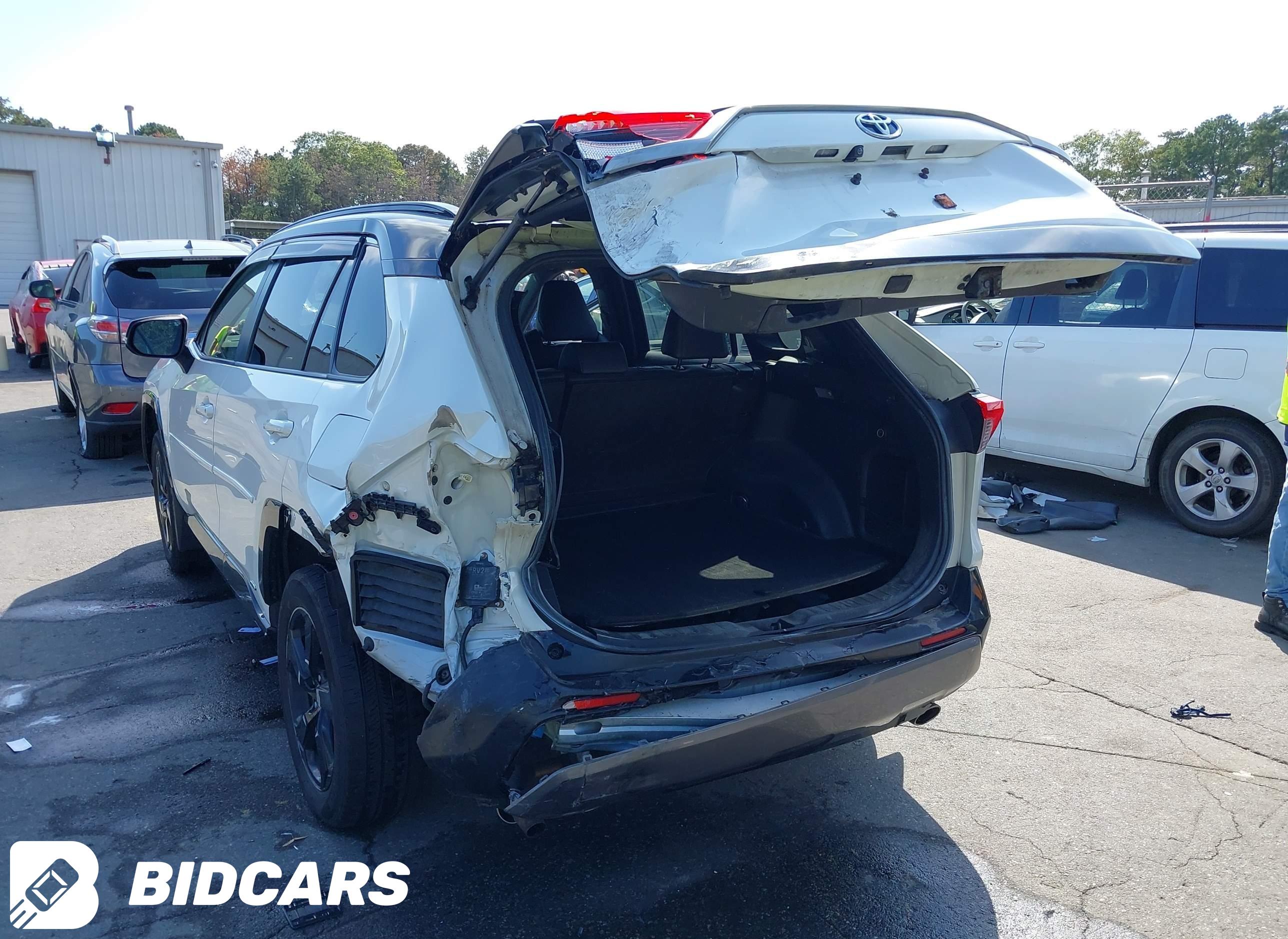 2020 Toyota RAV4, Hybrid Xse