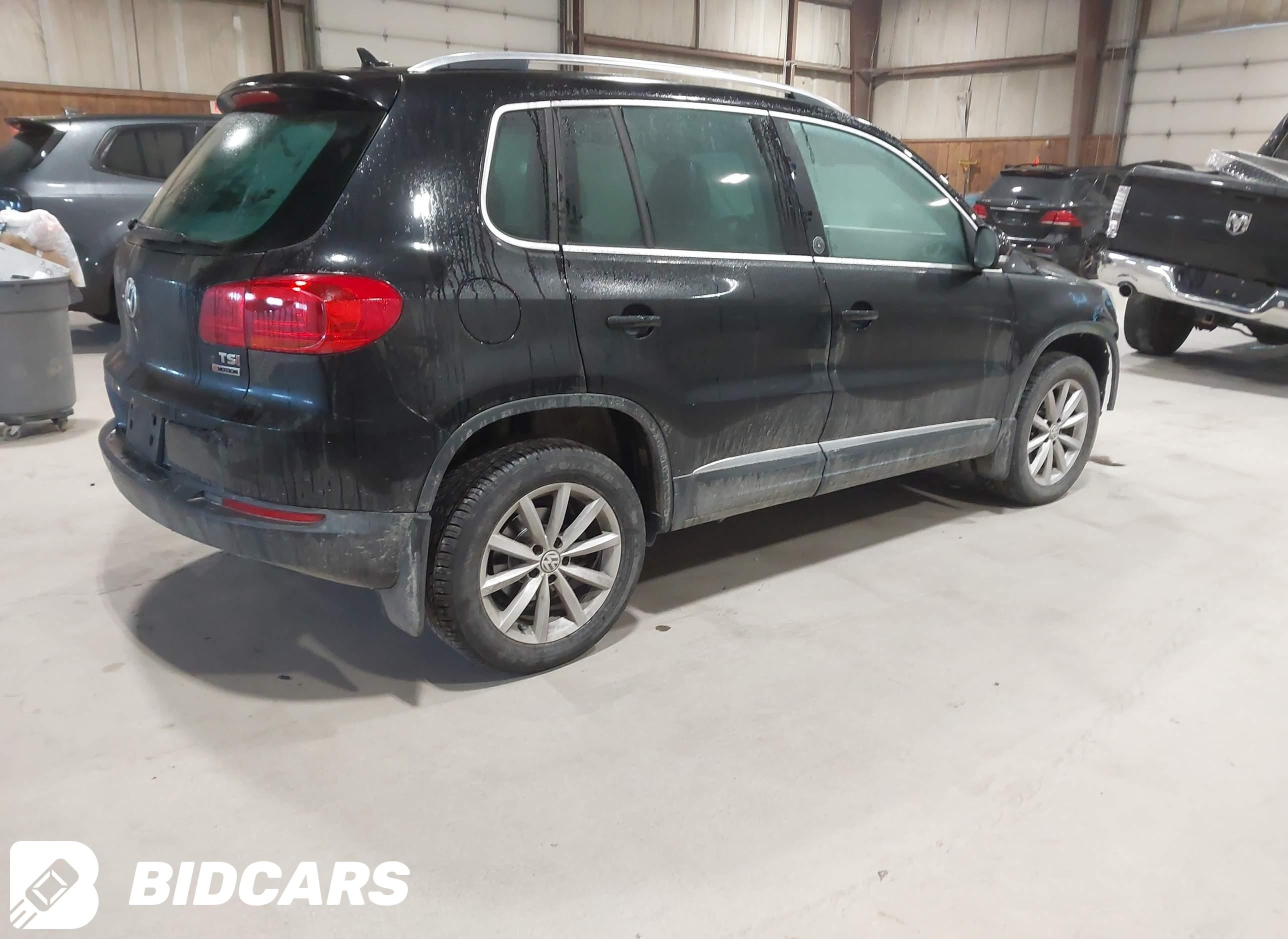 2017 Volkswagen Tiguan, 2.0T...