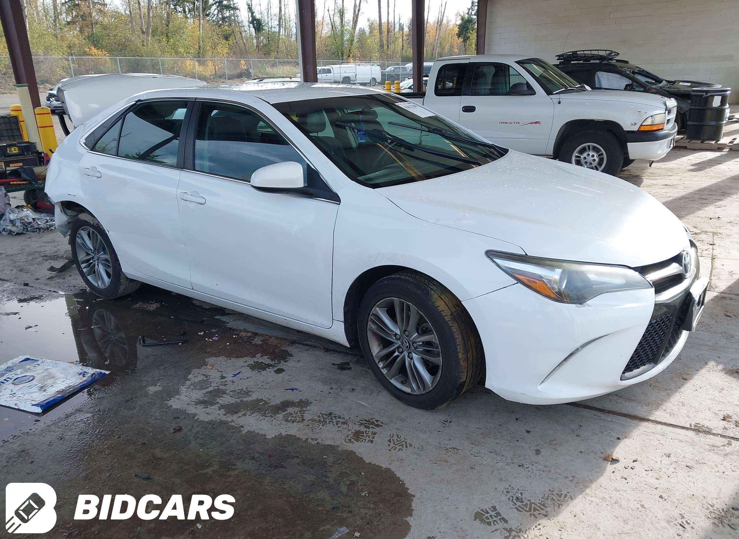 2017 Toyota Camry, SE