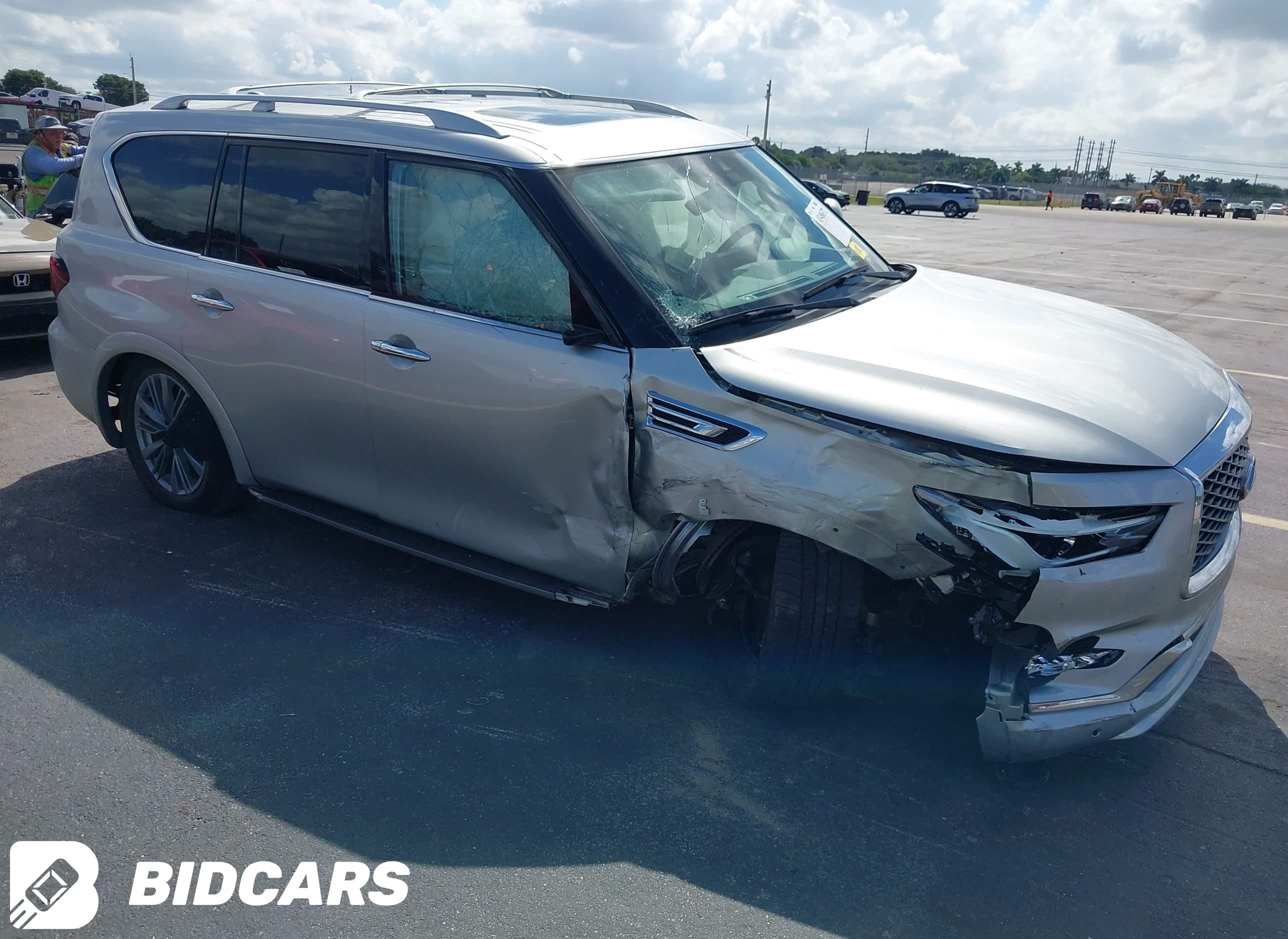 2023 Infiniti QX80, Luxe