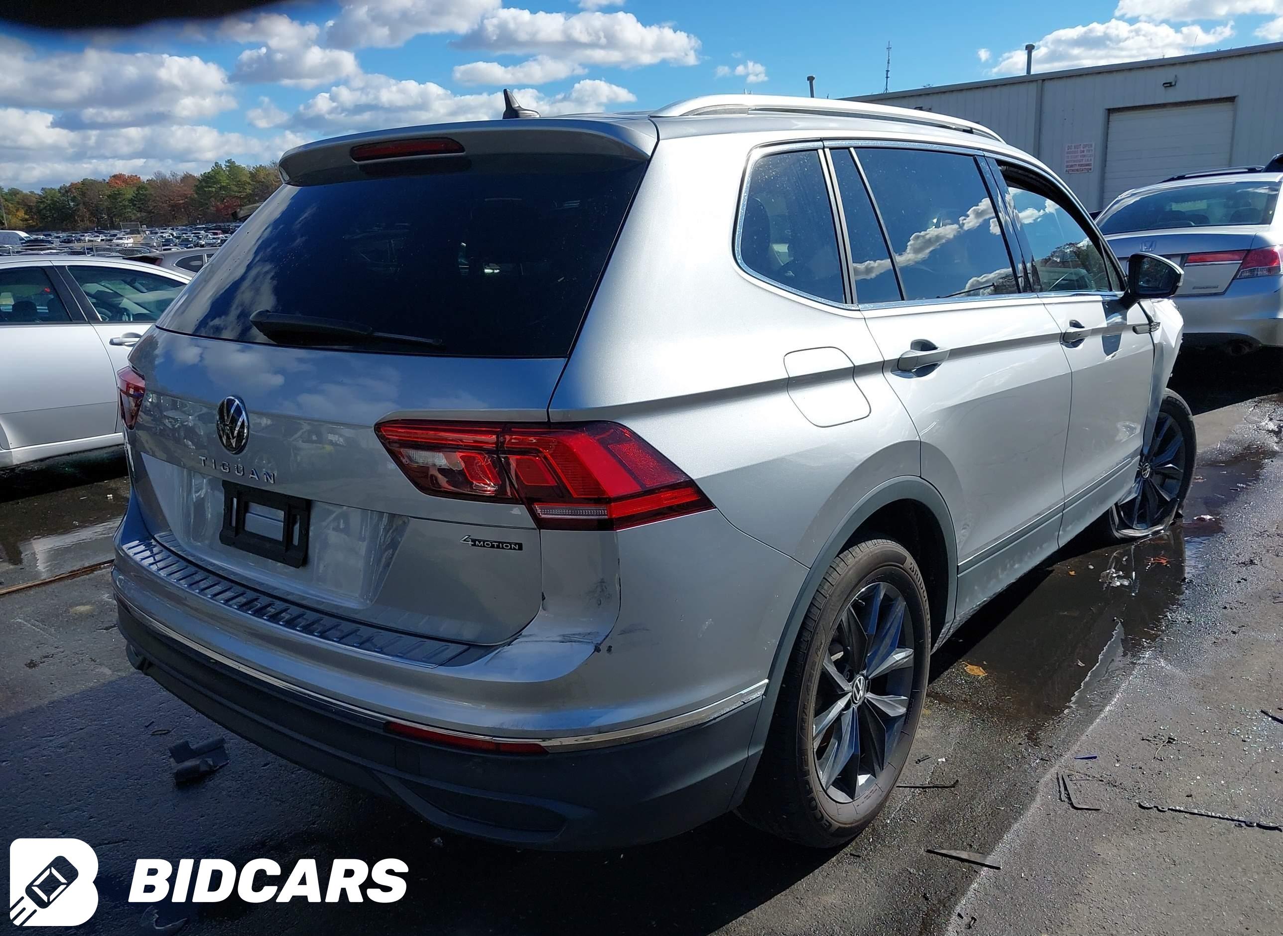 2022 Volkswagen Tiguan, 2.0T Se