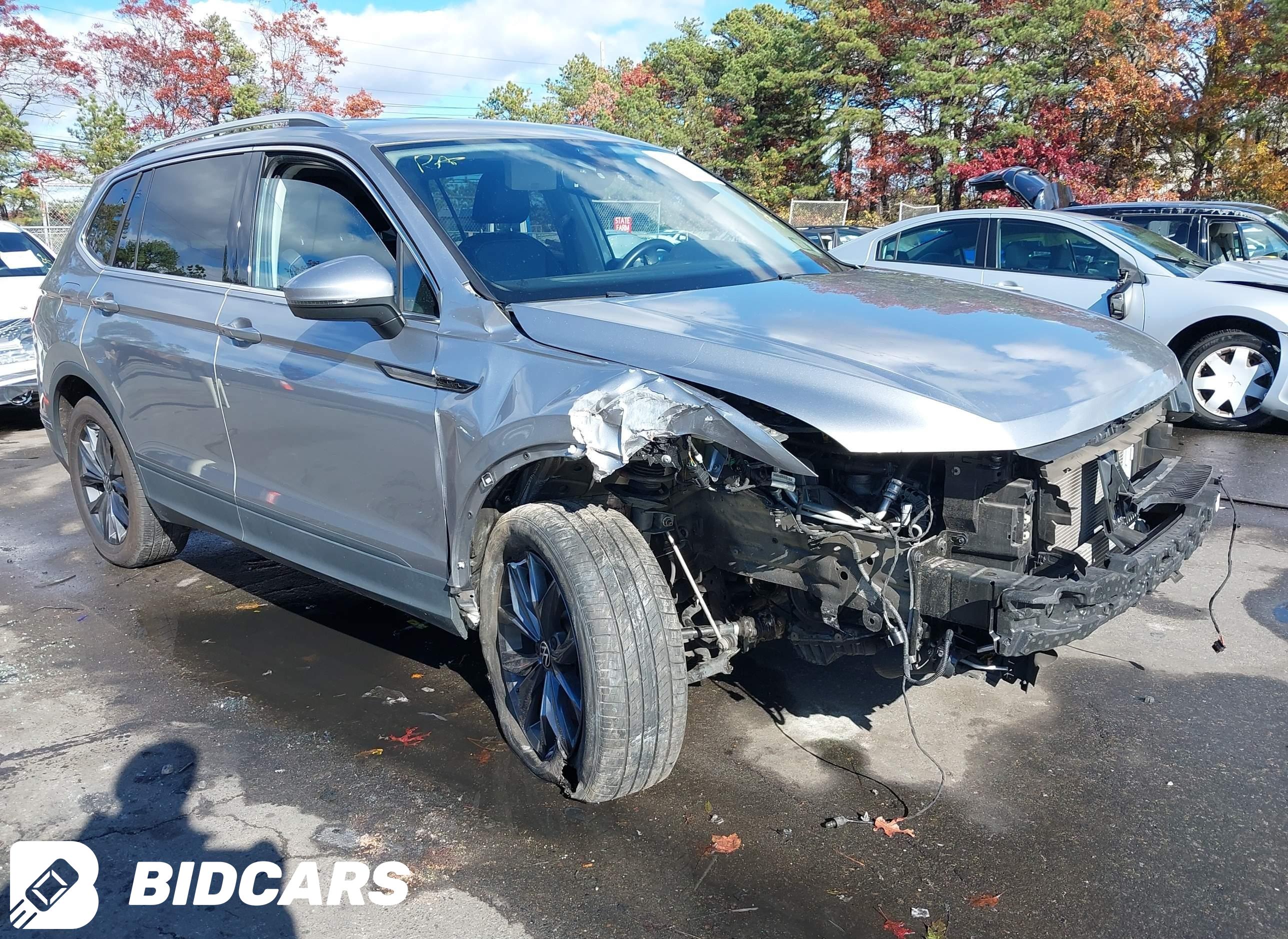 2022 Volkswagen Tiguan, 2.0T Se