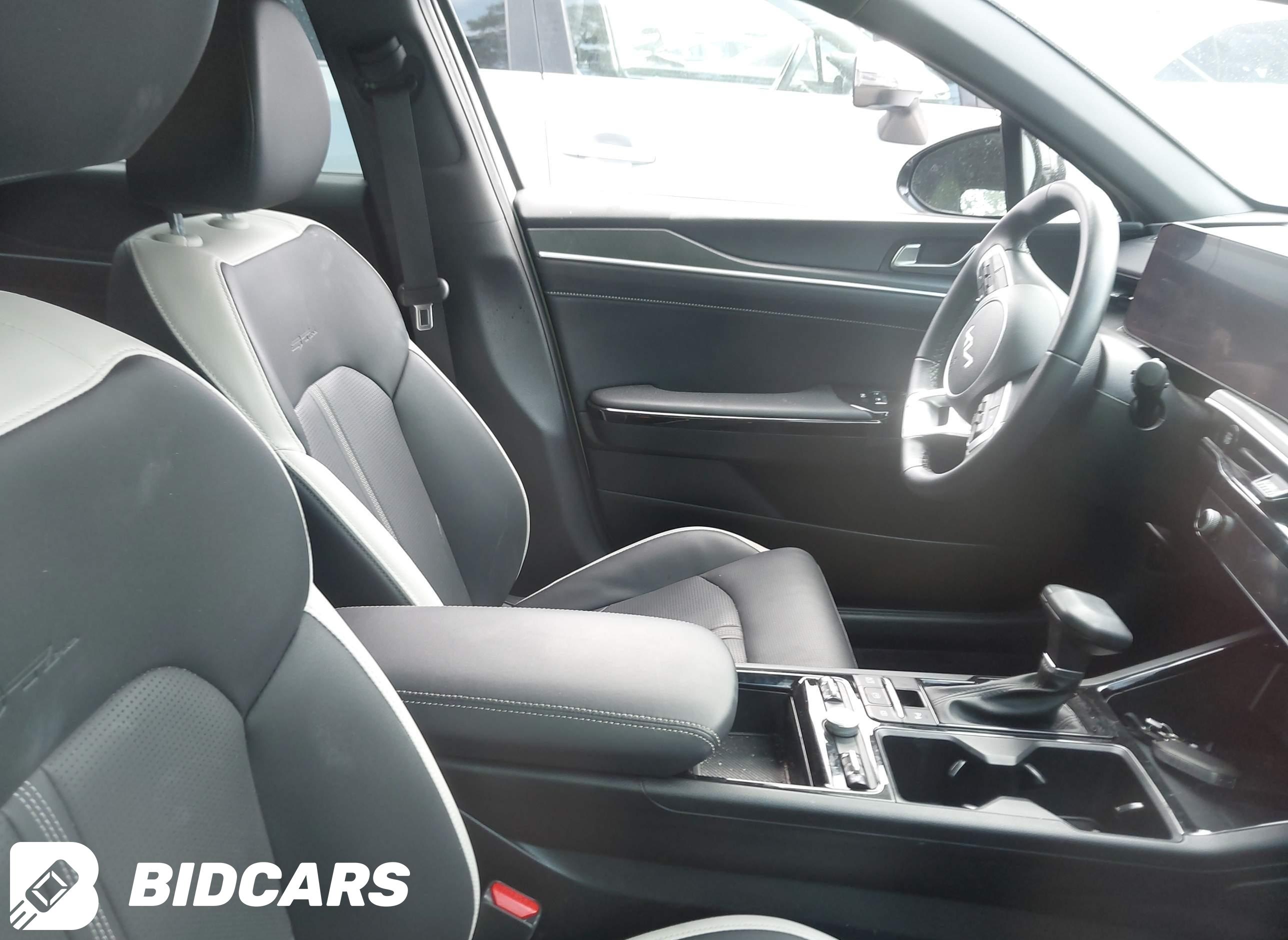 2025 KIA K5, Gt-Line