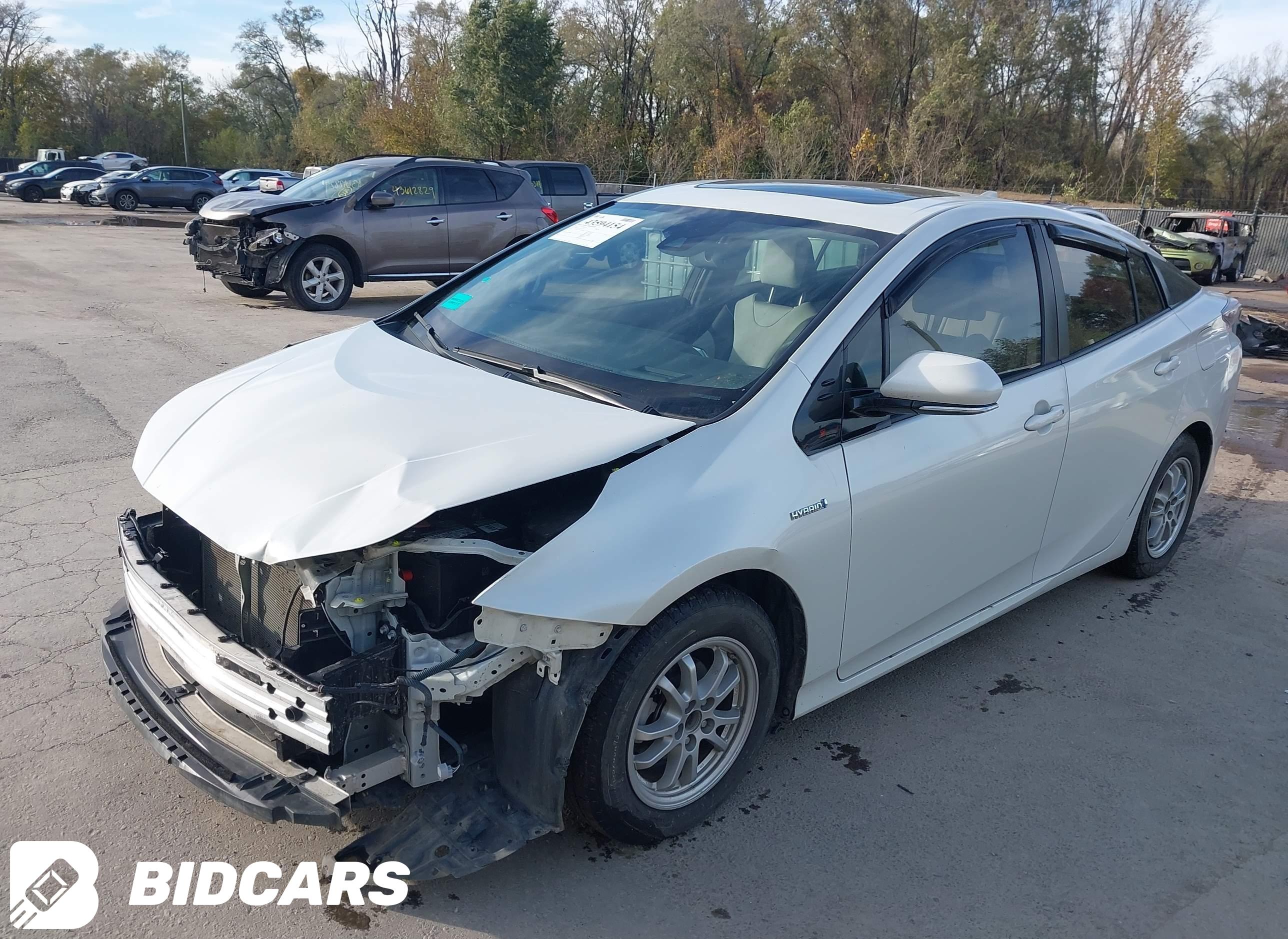 2016 Toyota Prius, Four