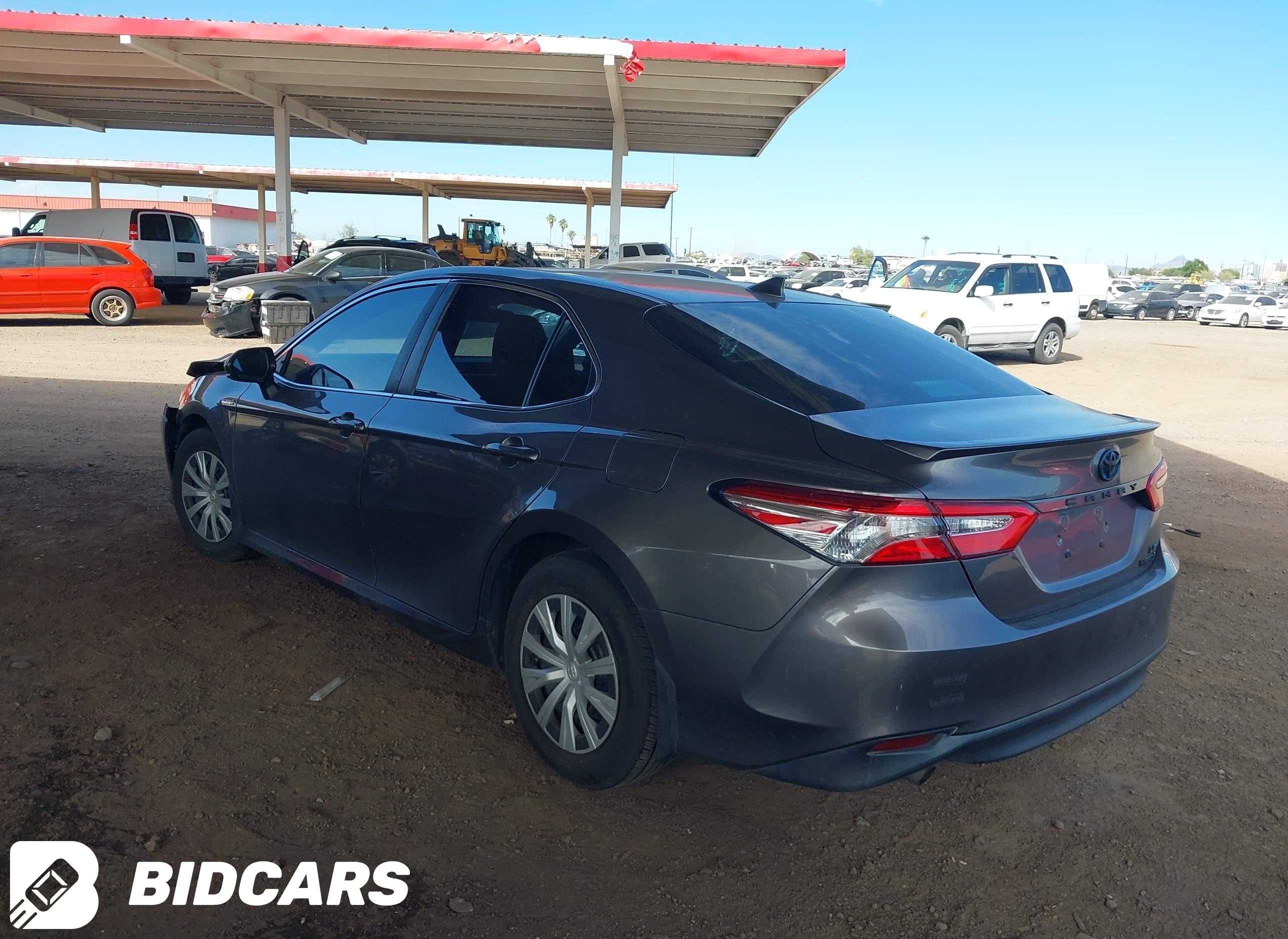 2019 Toyota Camry, Hybrid LE