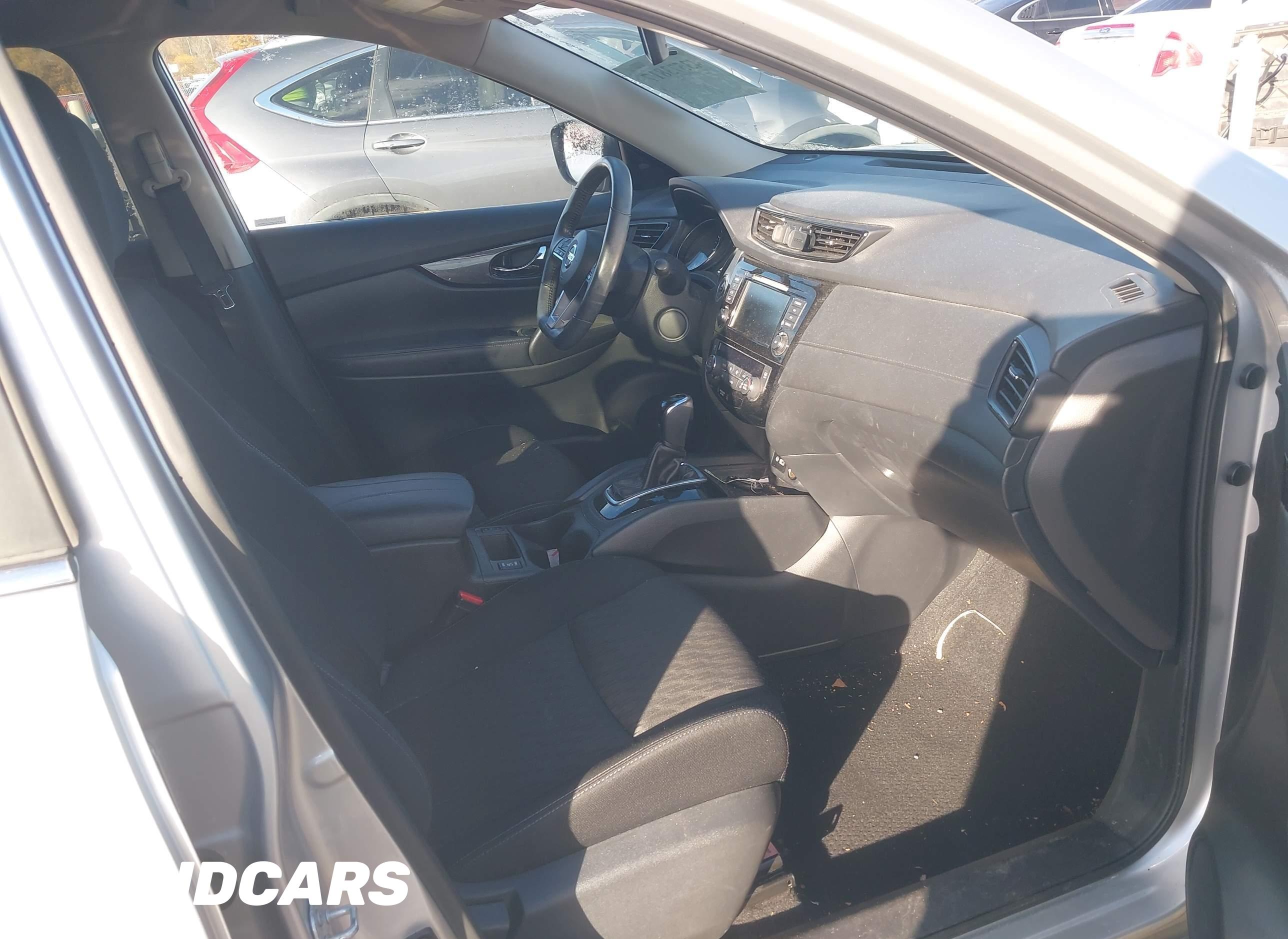 2018 Nissan Rogue, SV