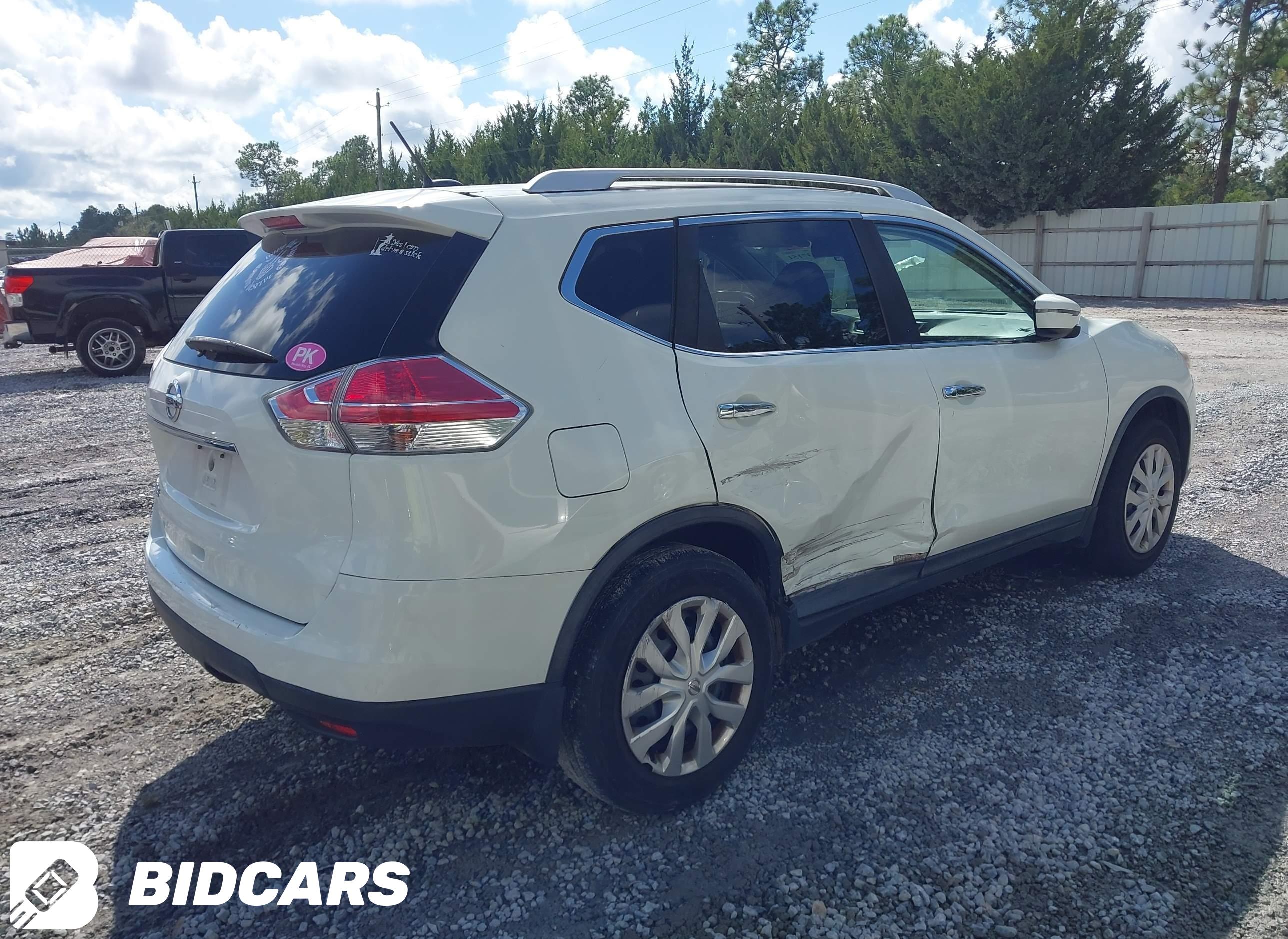 2016 Nissan Rogue, S