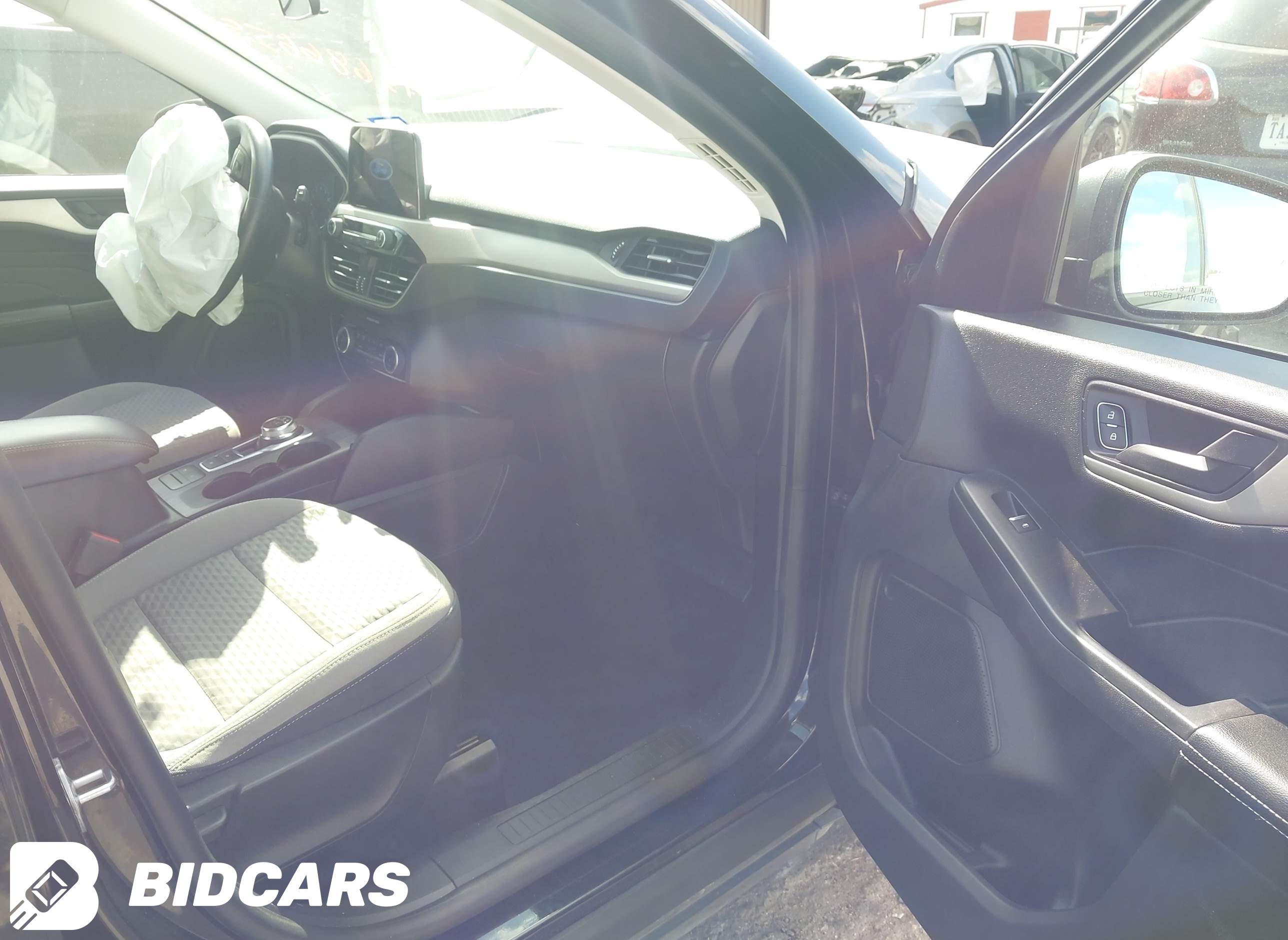 2022 Ford Escape, SE