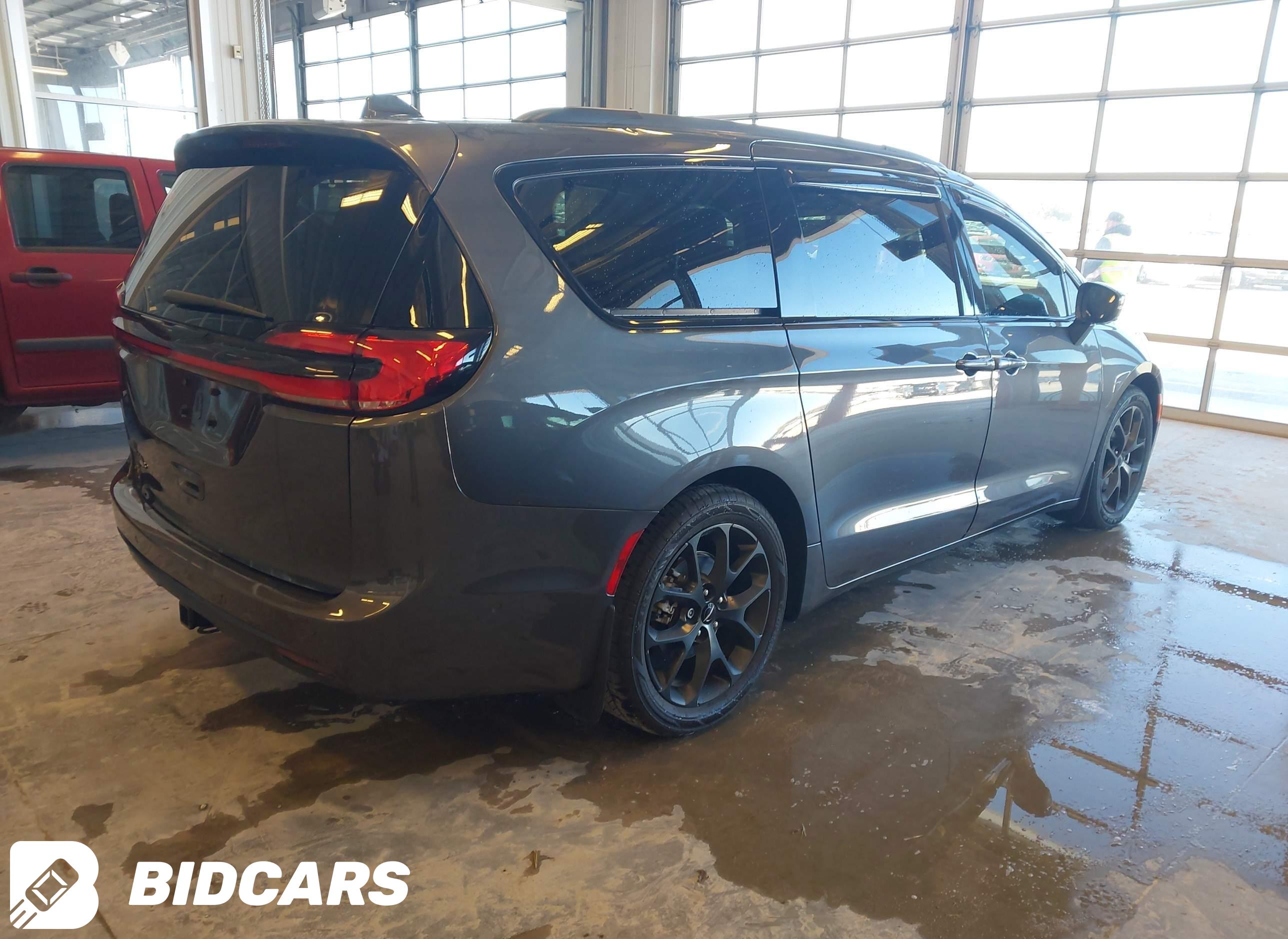 2021 Chrysler Pacifica, Touri...