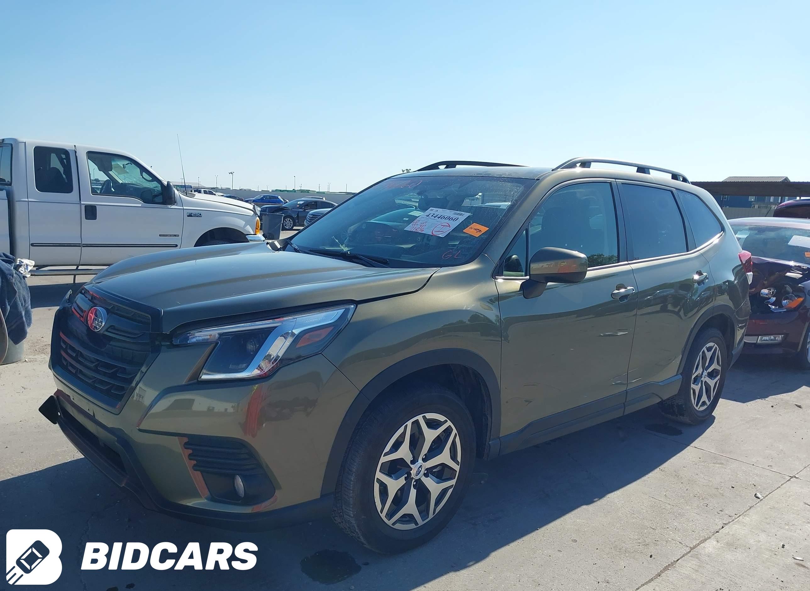 2023 Subaru Forester, Premium