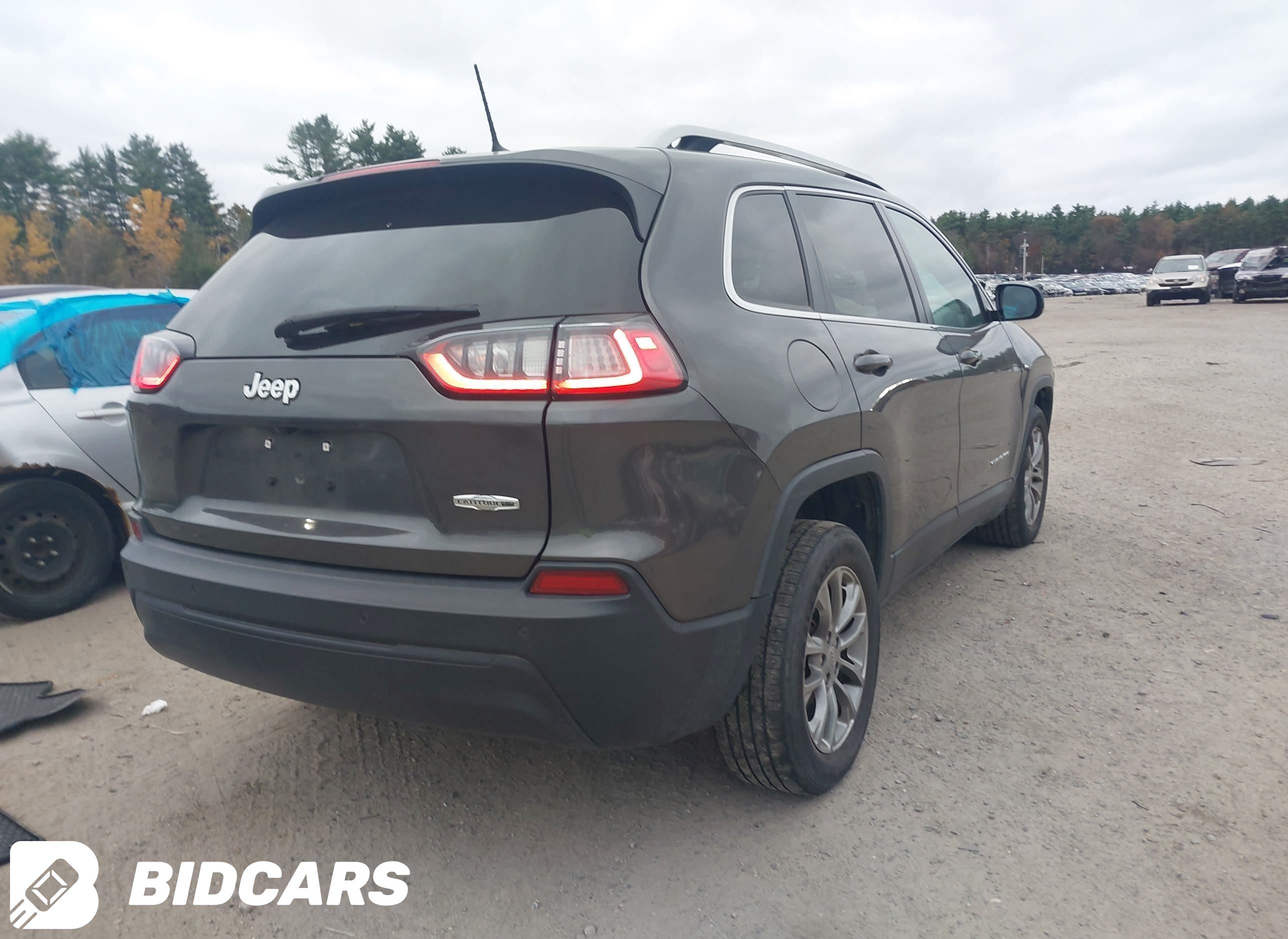 2019 Jeep Cherokee, Latitude...