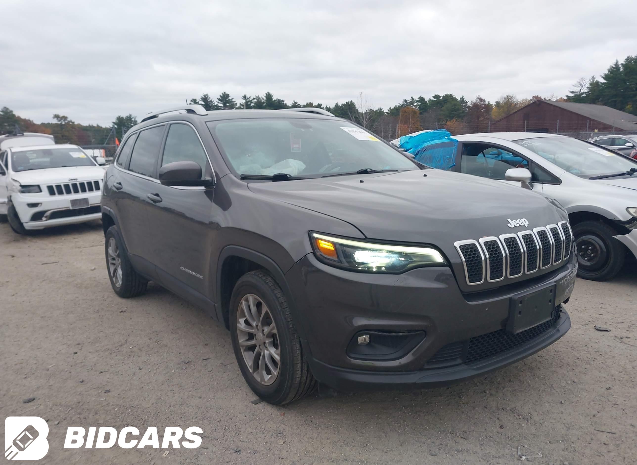 2019 Jeep Cherokee, Latitude...