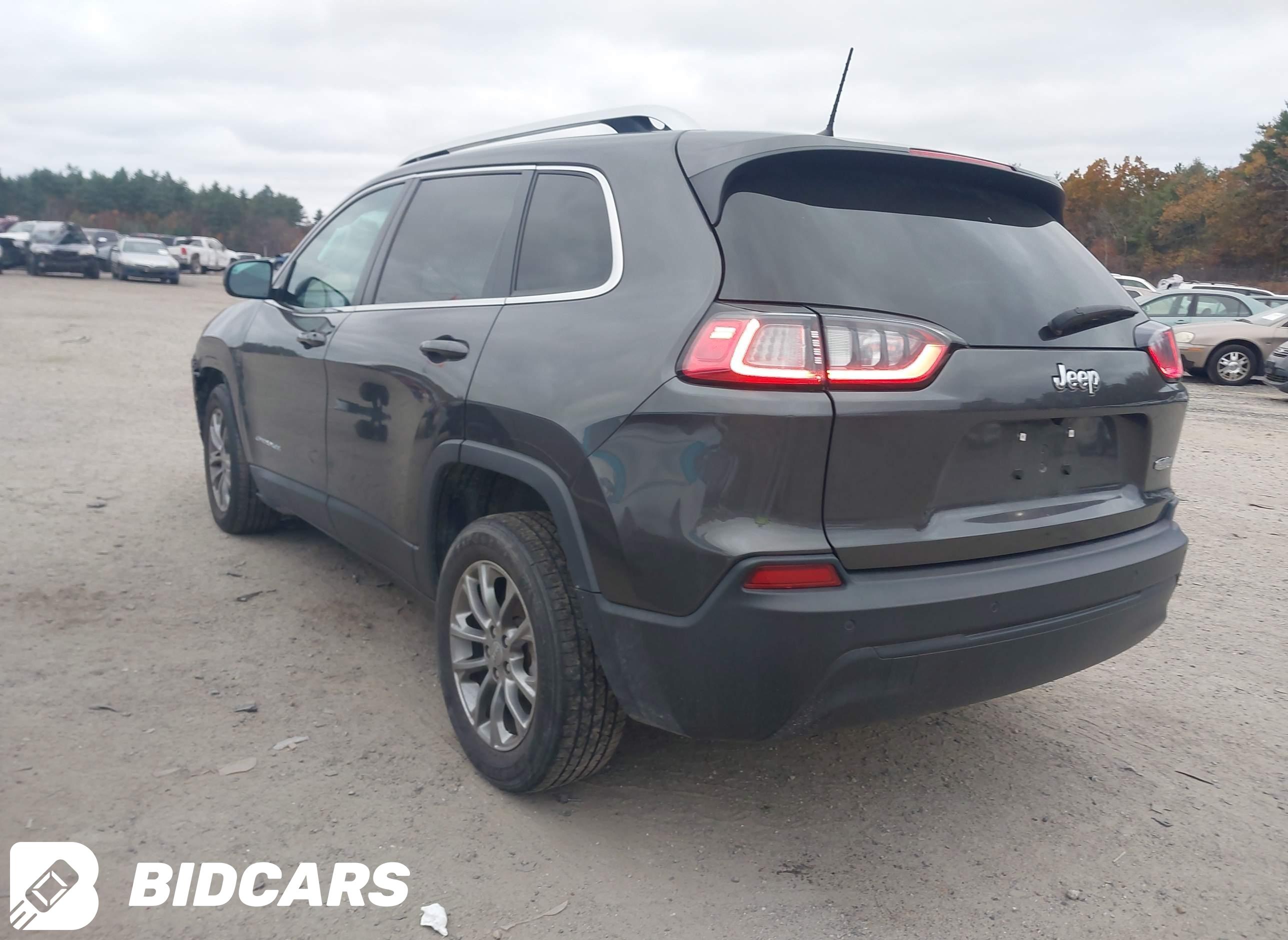 2019 Jeep Cherokee, Latitude...